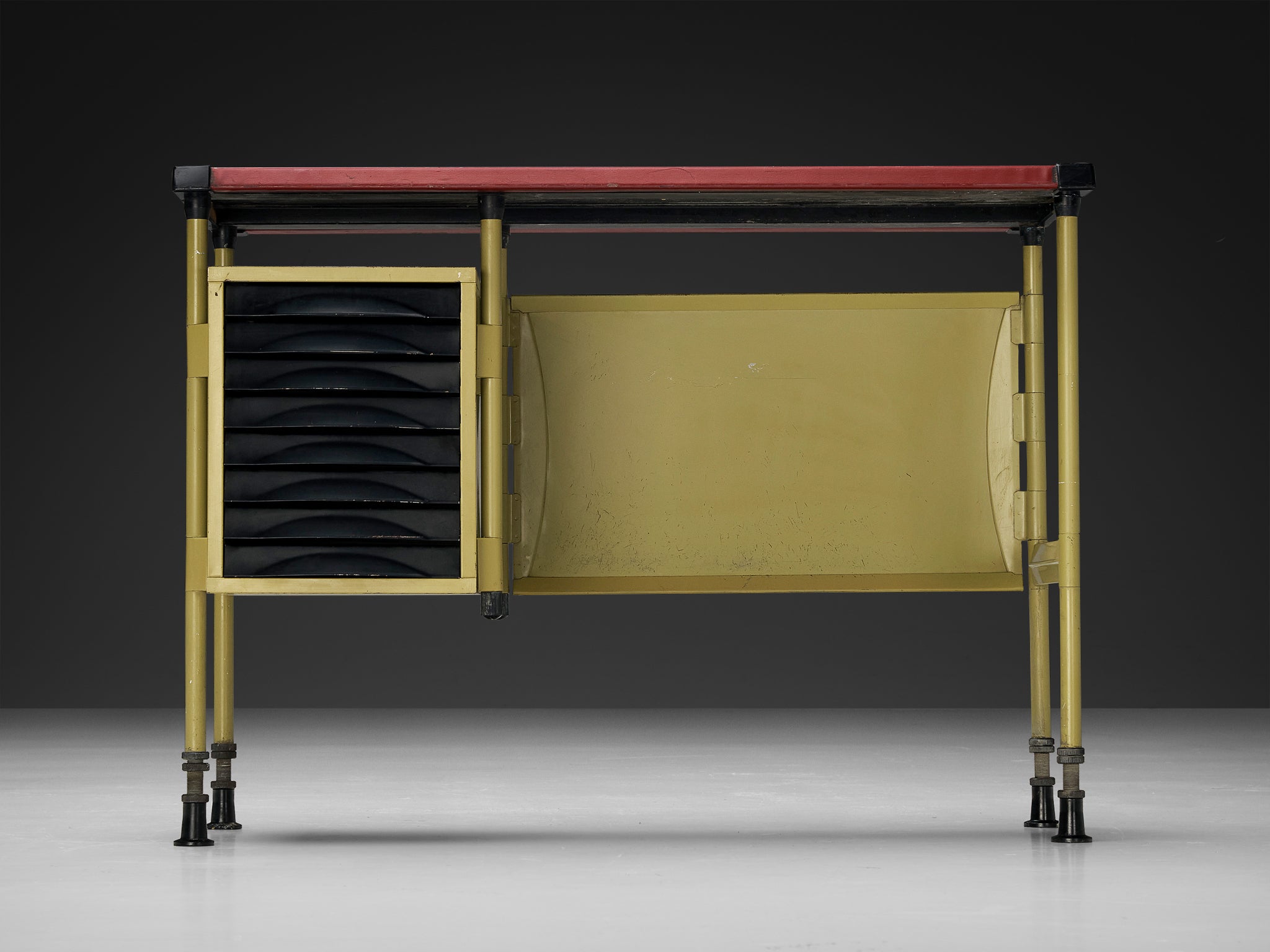Studio BBPR for Olivetti Small 'Spazio' Desk with Drawers Tables Morentz
