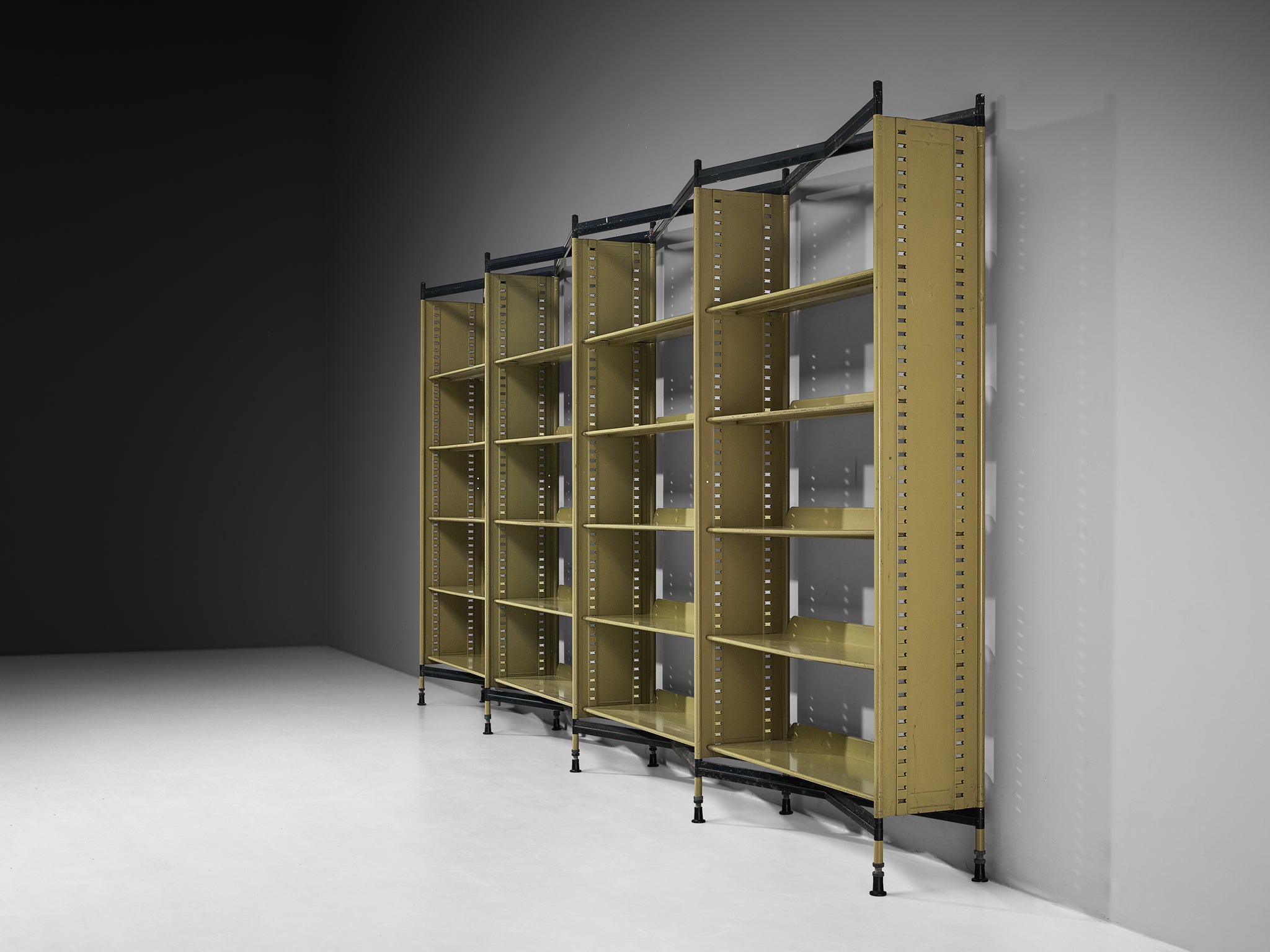 Studio BBPR for Olivetti 'Spazio' Large Shelving System in Olive Colored Steel Case pieces and storage cabinets Morentz