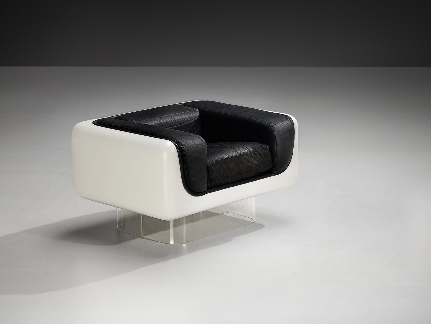 William Andrus for Steelcase Lounge Chair in Fiberglass and Leather