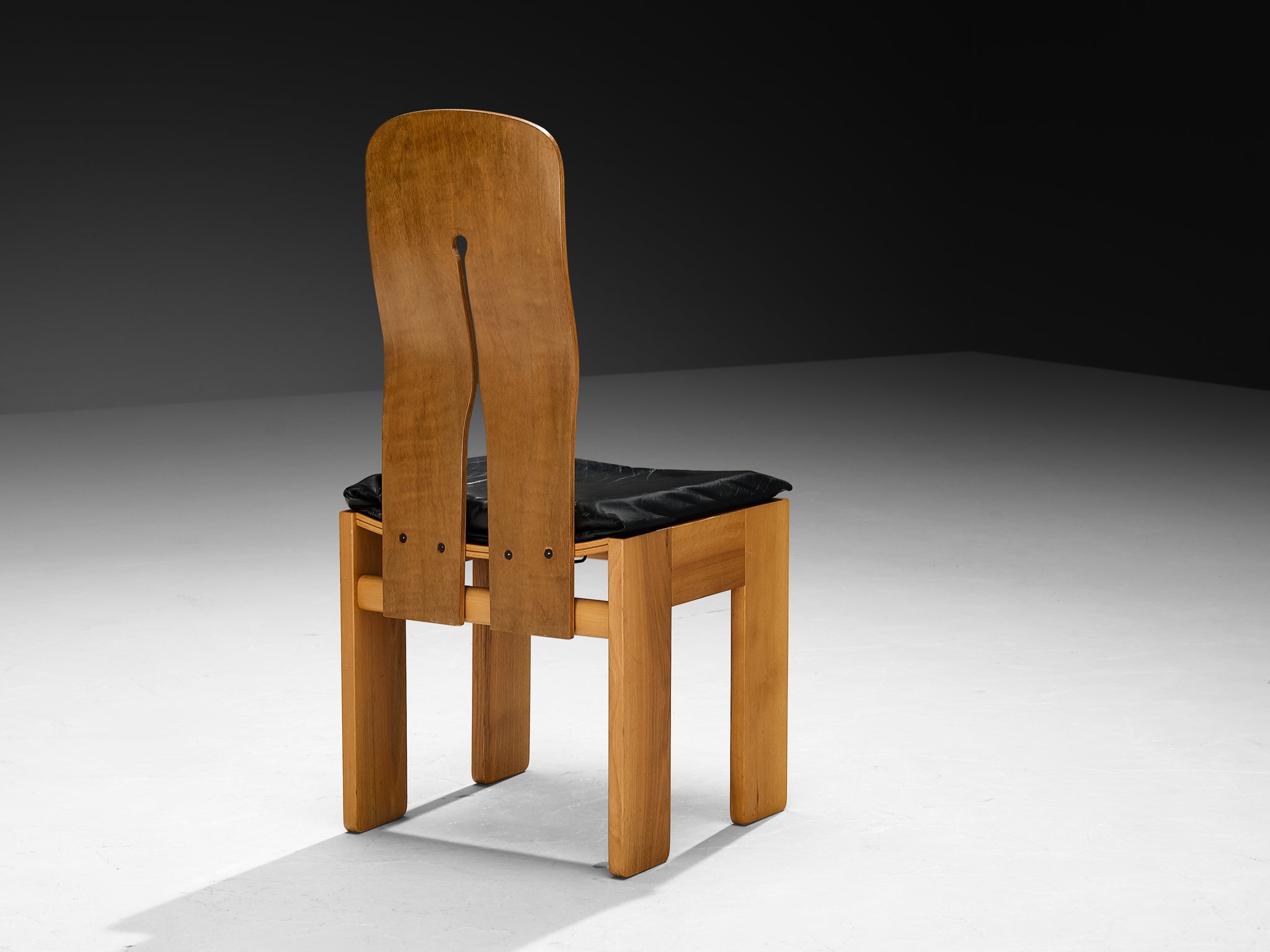 Carlo Scarpa for Bernini Dining Chair in Walnut and Black Leather Seating Morentz
