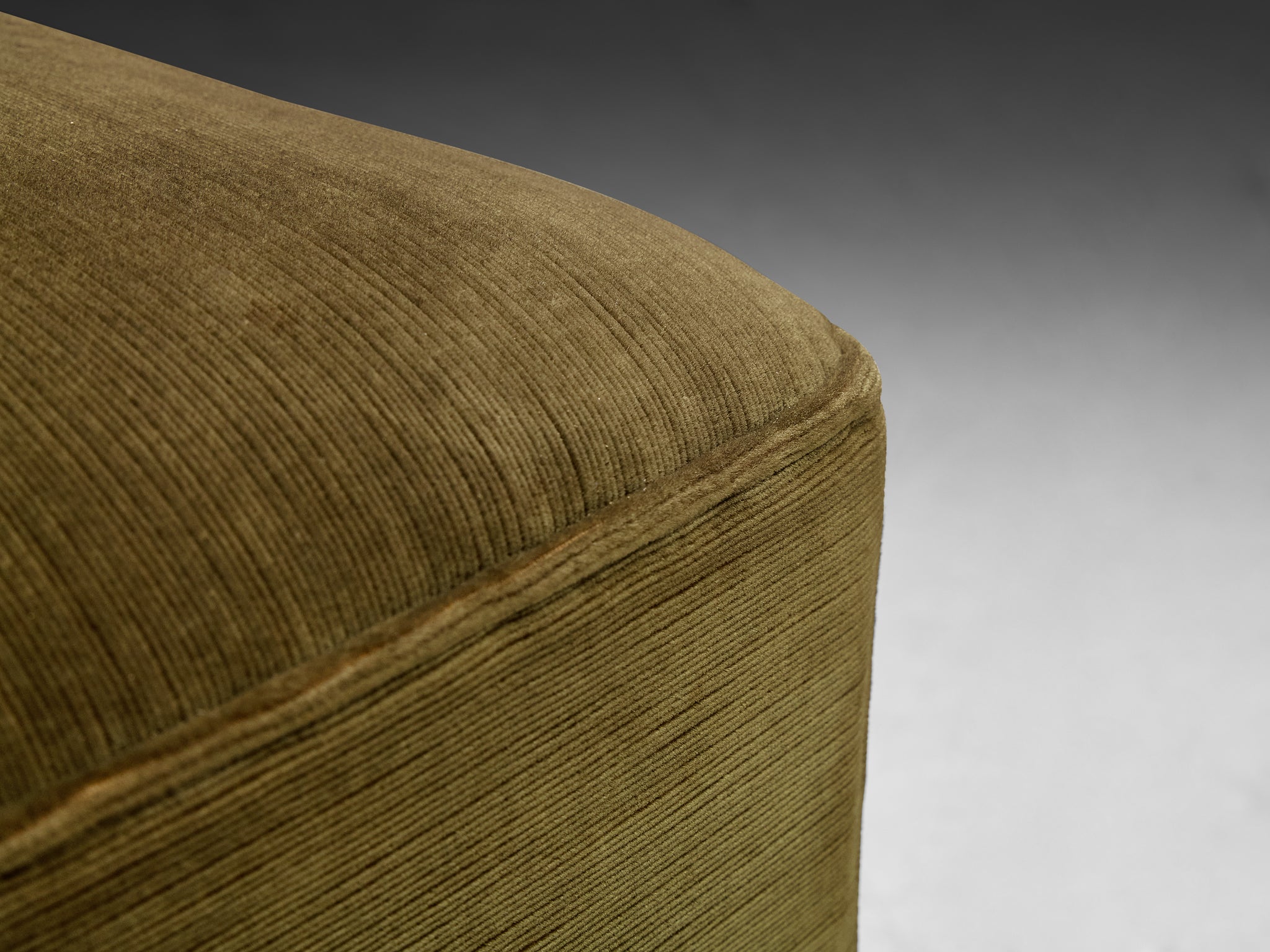 1940s Italian Ottoman in Olive Green Corduroy Velvet Seating Morentz