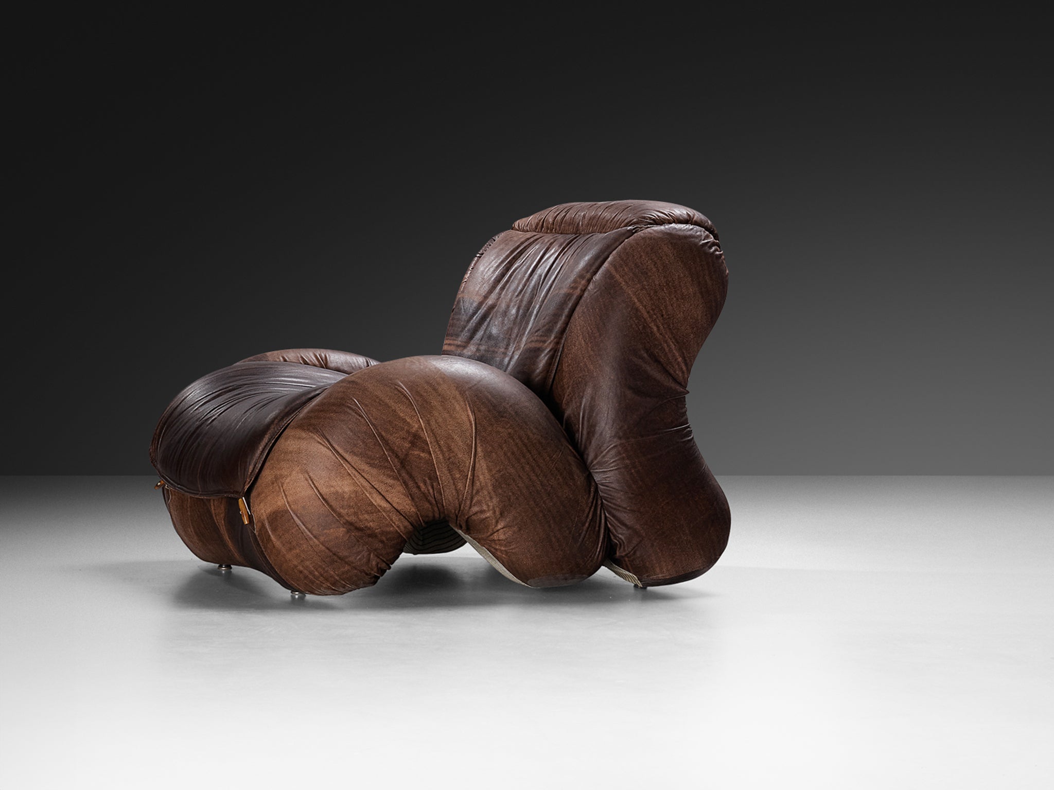 Luigi Radaelli Italian Pair of 'Tartana' Lounge Chairs in Brown Leather Seating Morentz