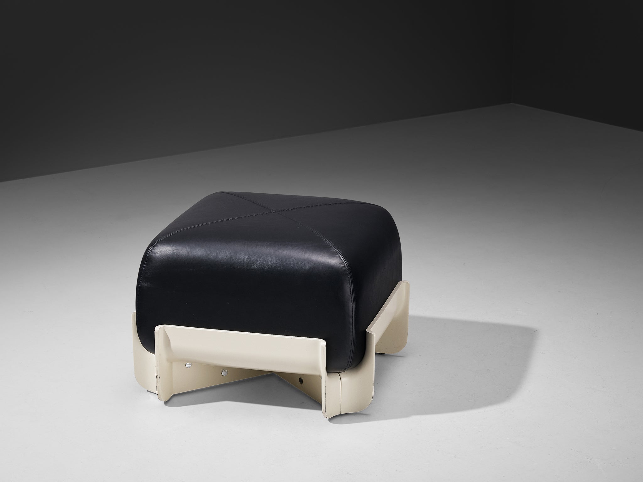 Guarnacci, Padovano & Claudio Vagnoni for 1P 'Duna' Lounge Chair with Ottoman Seating Morentz