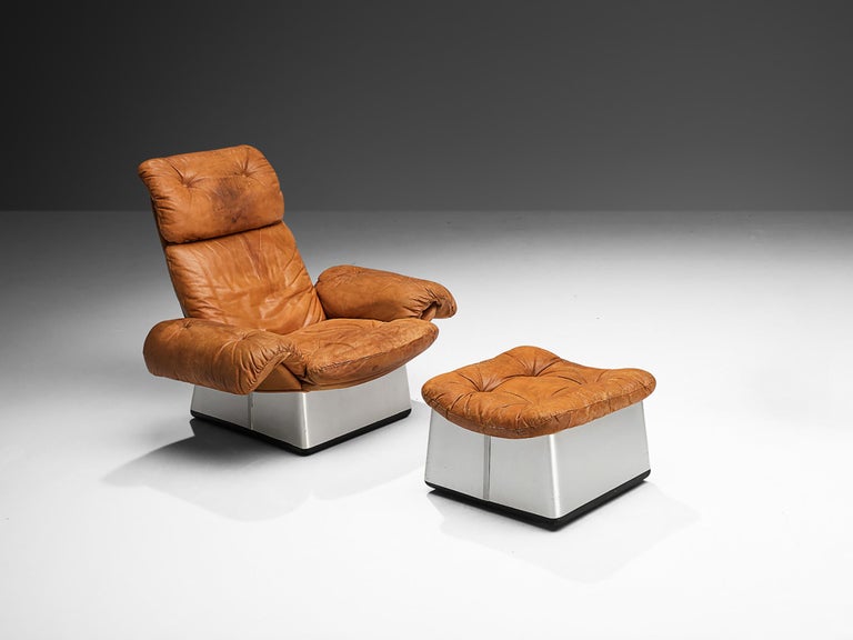 Italian Lounge Set with Lounge Chair and Ottoman in Cognac Leather