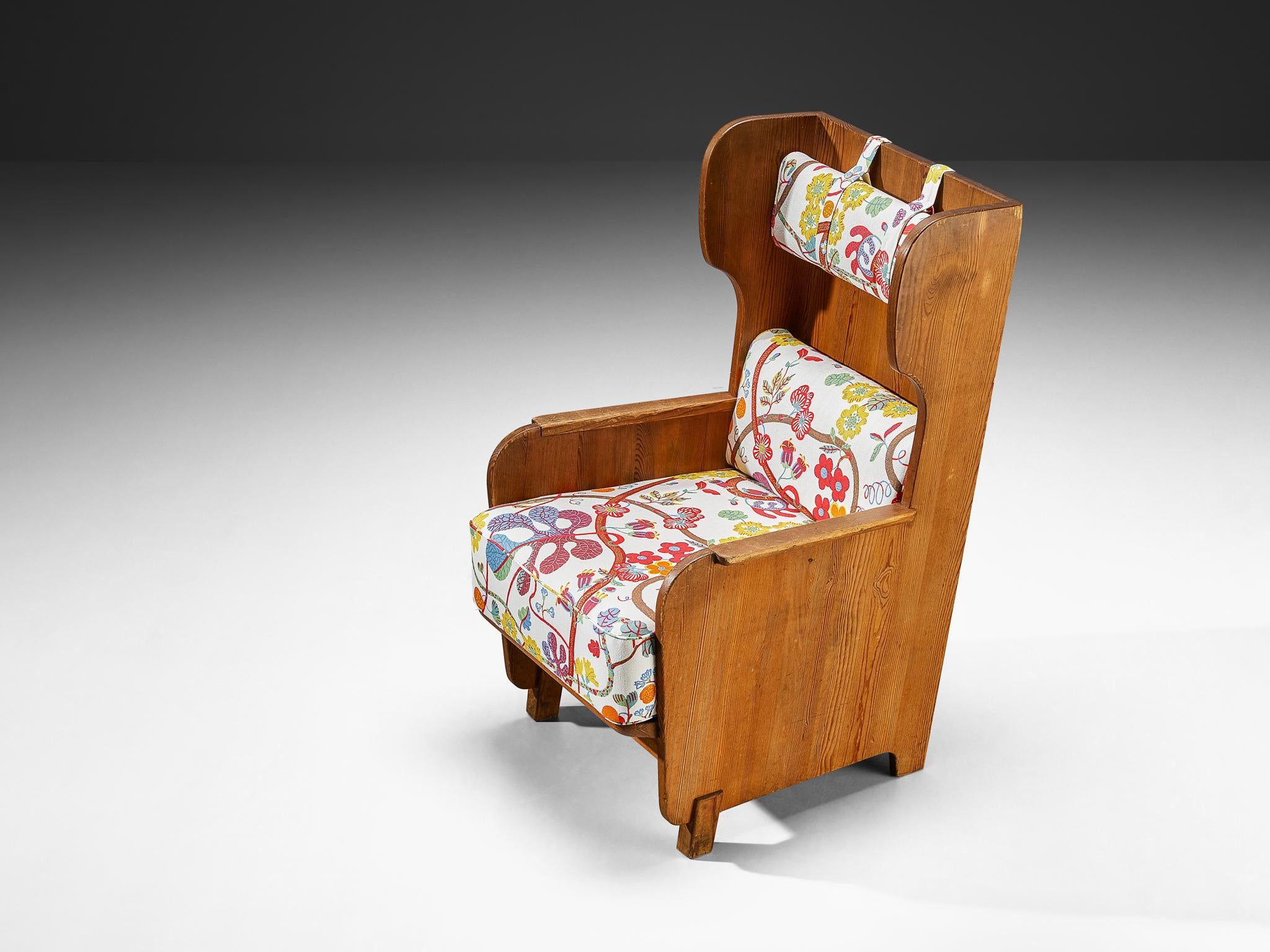 Axel Einar Hjorth 'Lovö' Lounge Chair in Solid Pine