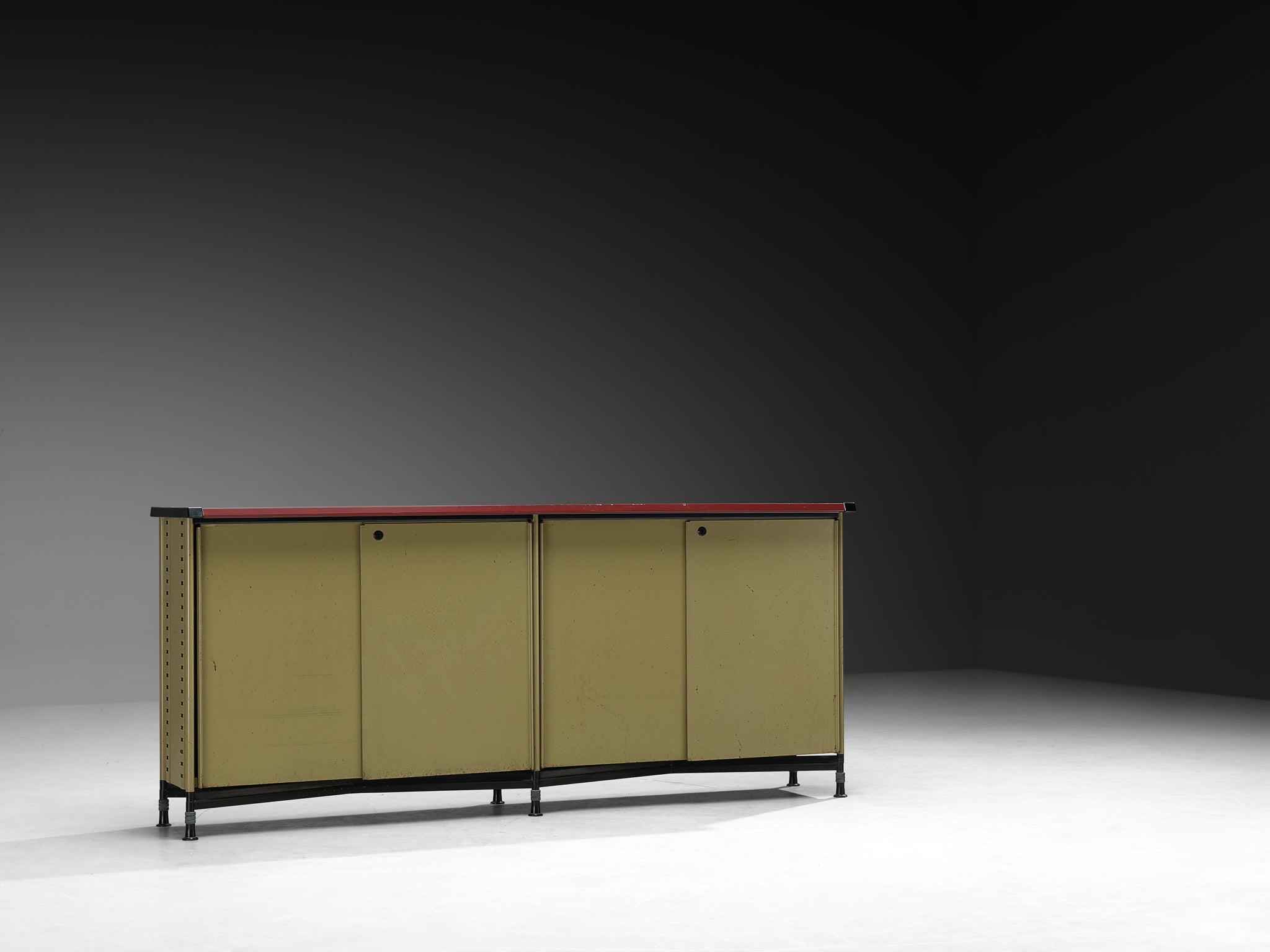 Studio BBPR for Olivetti ‘Spazio’ Sideboard in Green Coated Steel with Red Top Case pieces and storage cabinets Morentz