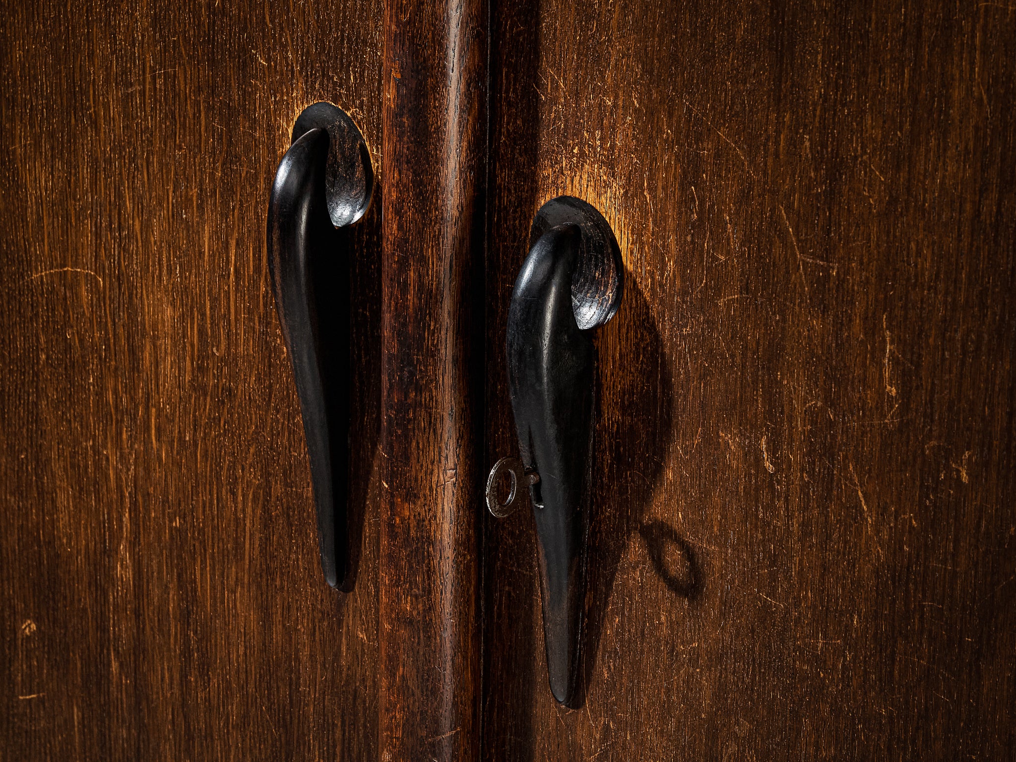 Early 1920s Willem Penaat Higboard in Oak Case pieces and storage cabinets Morentz