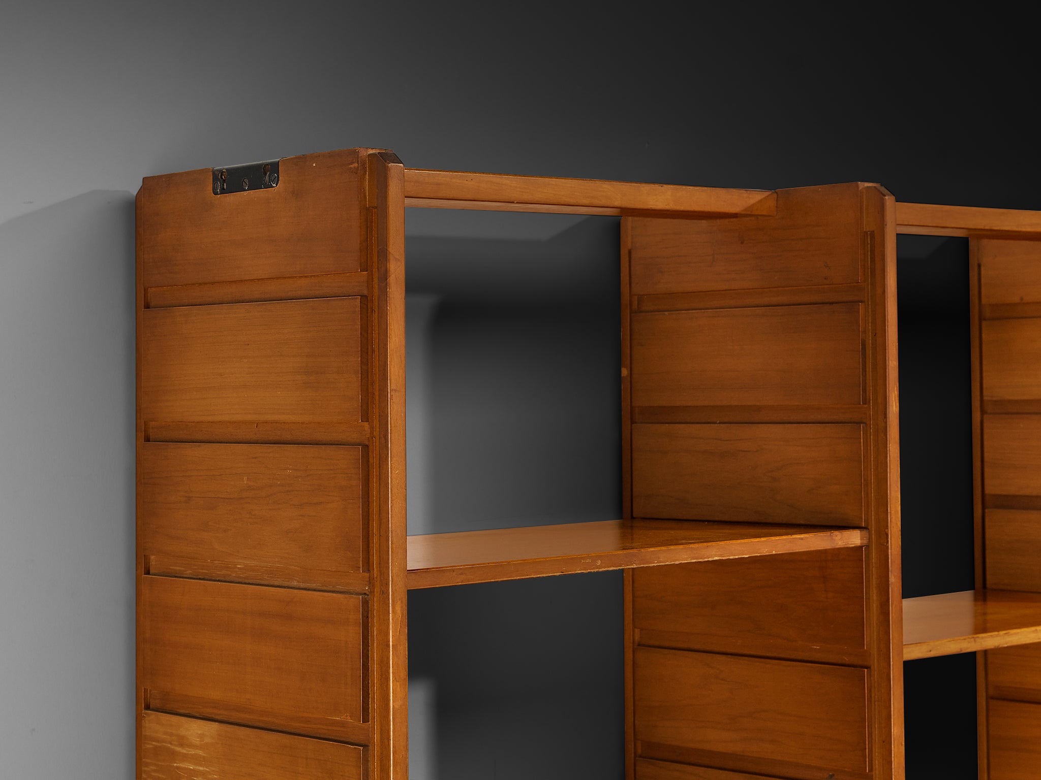 Gianfranco Frattini for Cantieri Carugati Large Library in Cherry Case pieces and storage cabinets Morentz