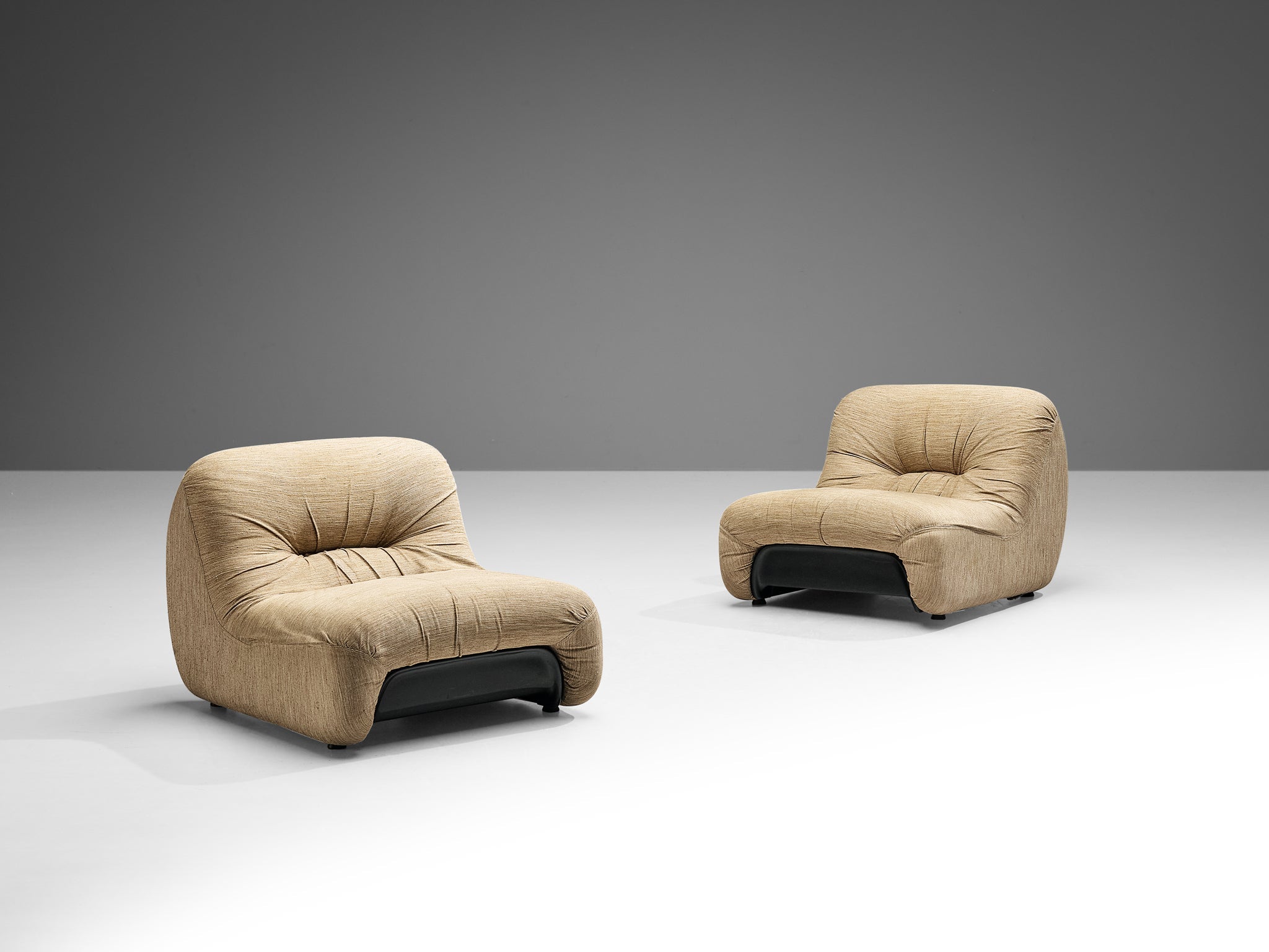 Diego Mattu for 1P Pair of 'Malù' Lounge Chairs in Beige Upholstery seating Morentz