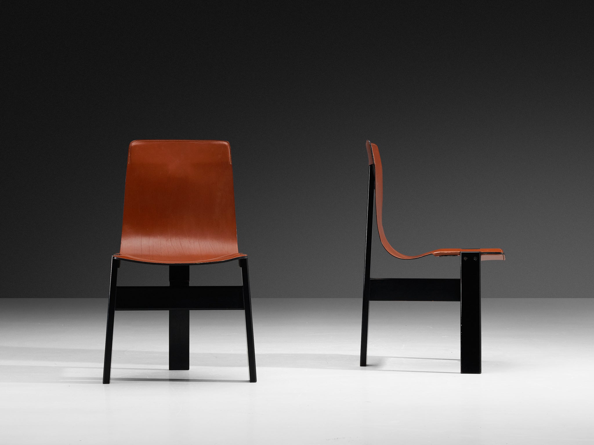 Angelo Mangiarotti for Skipper Pair of 'Tre 3' Dining Chairs in Leather Seating Morentz