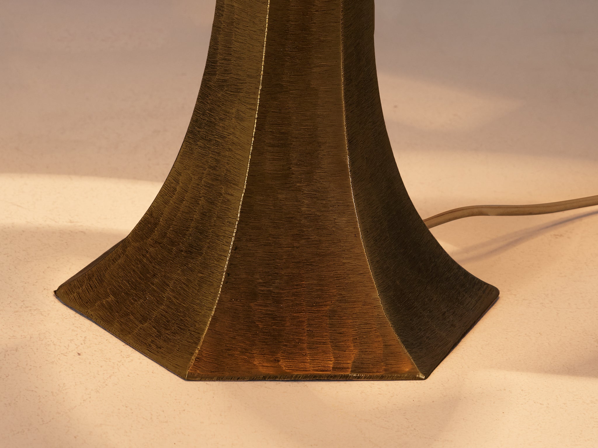 Luciano Frigerio for Frigerio di Desio Table Lamp in Brass Lighting Morentz