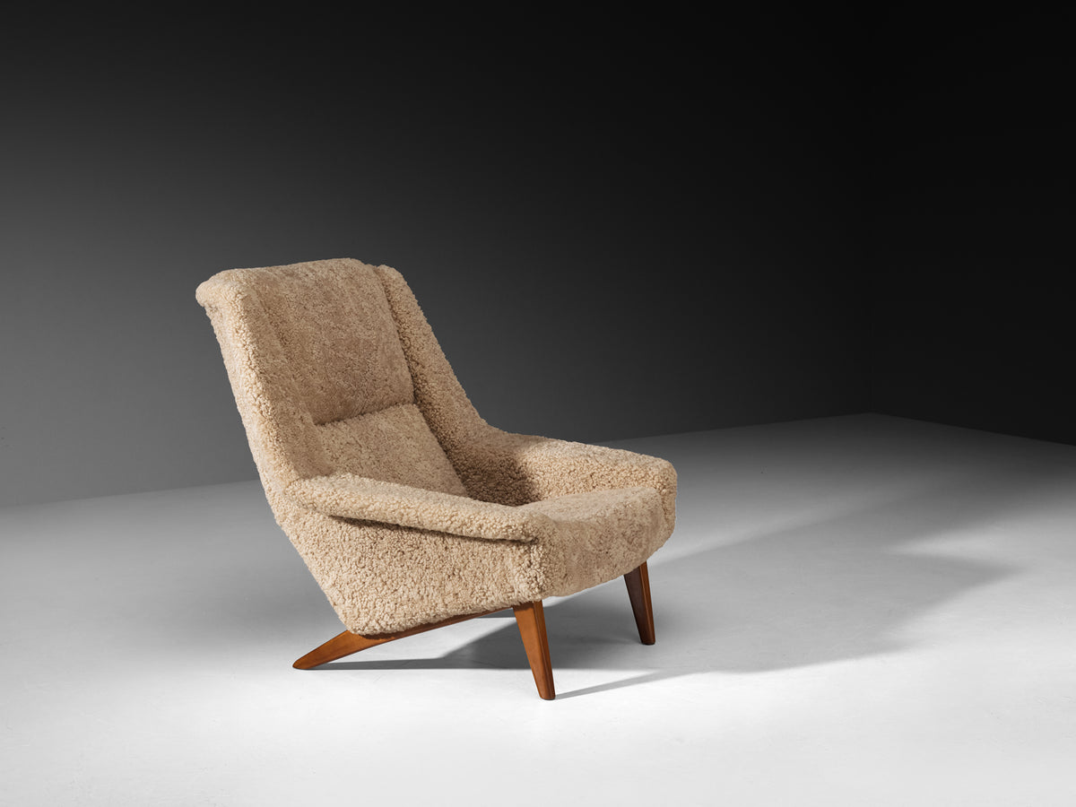 Folke Ohlsson for Fritz Hansen Lounge Chair in Sheepskin Seating Morentz