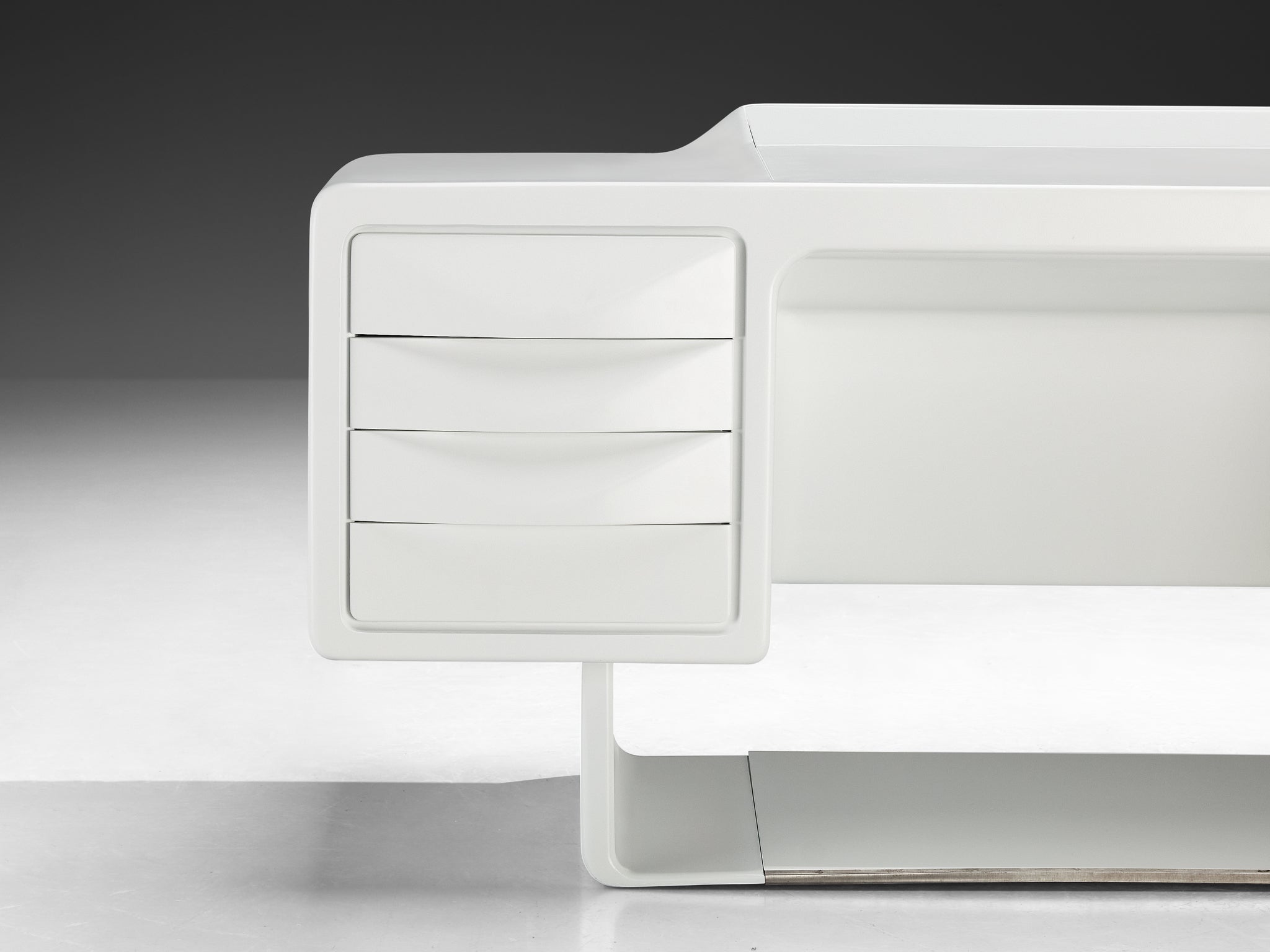 Ernest Igl for Wilhelm Werndl 'Directors' Writing Desk in White Polyurethane Tables Morentz