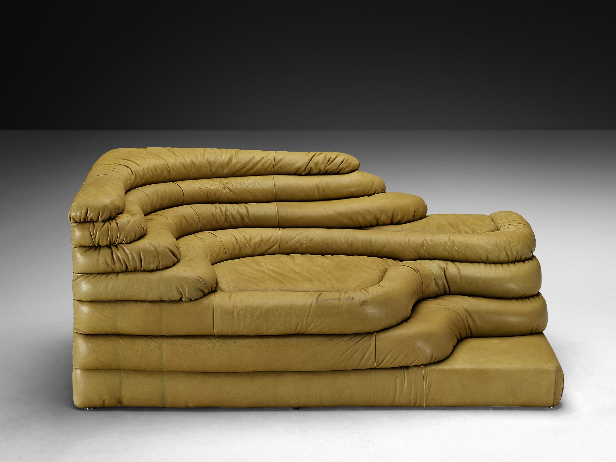 Ubald Klug for De Sede 'Terrazza' Landscapes in Olive Green Leather Seating Morentz