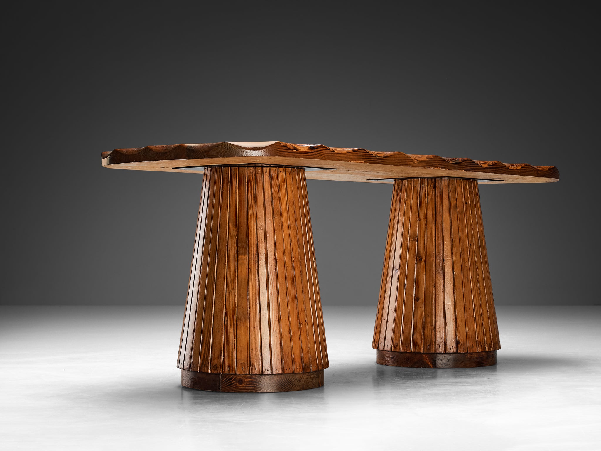 Italian Naturalistic Dining Table in Pine Tables Morentz