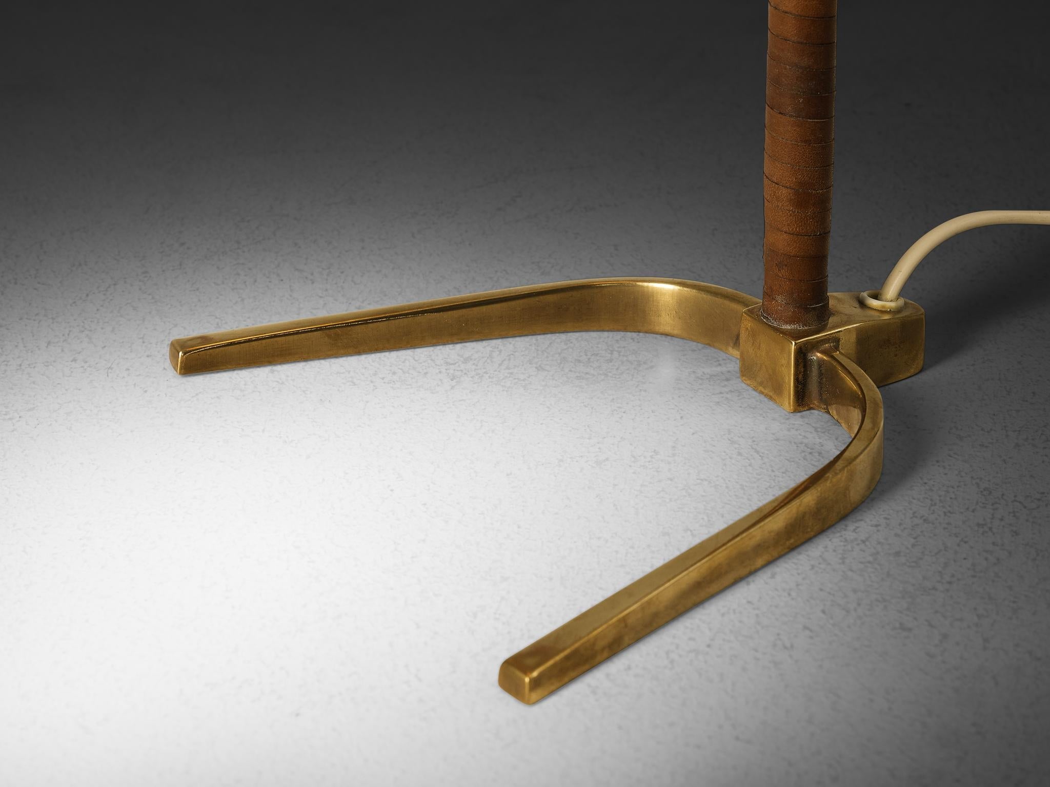 Paavo Tynell for Taito Oy '9225' Table Lamp in Brass and Leather