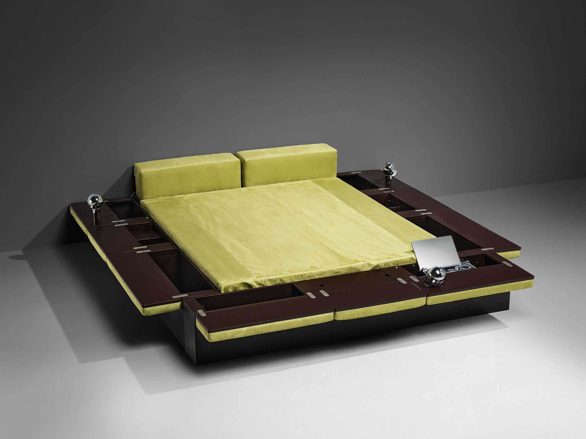 Vittorio Rossi and Luciano Bertoncini for Cjfra 'Zattera' Bed in Green Fabric More Furniture and Collectibles Morentz