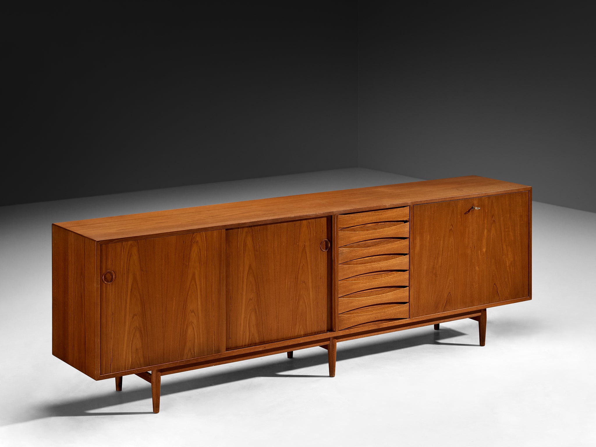 Arne Vodder Sideboard in Teak with Reversible Doors Case pieces and storage cabinets Morentz