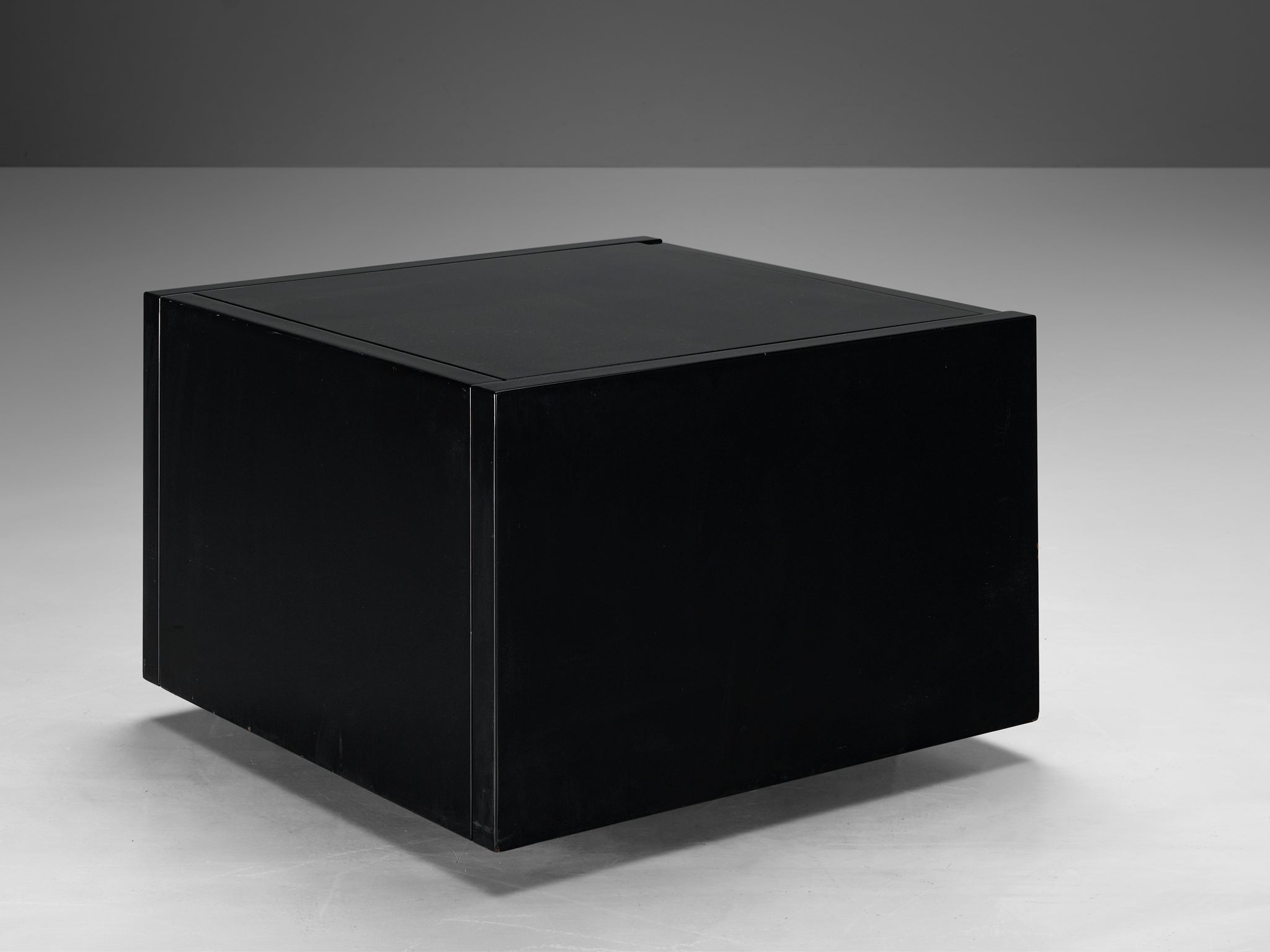 Massimo and Lella Vignelli for Poltronova 'Saratoga' Cabinet Case pieces and storage cabinets Morentz