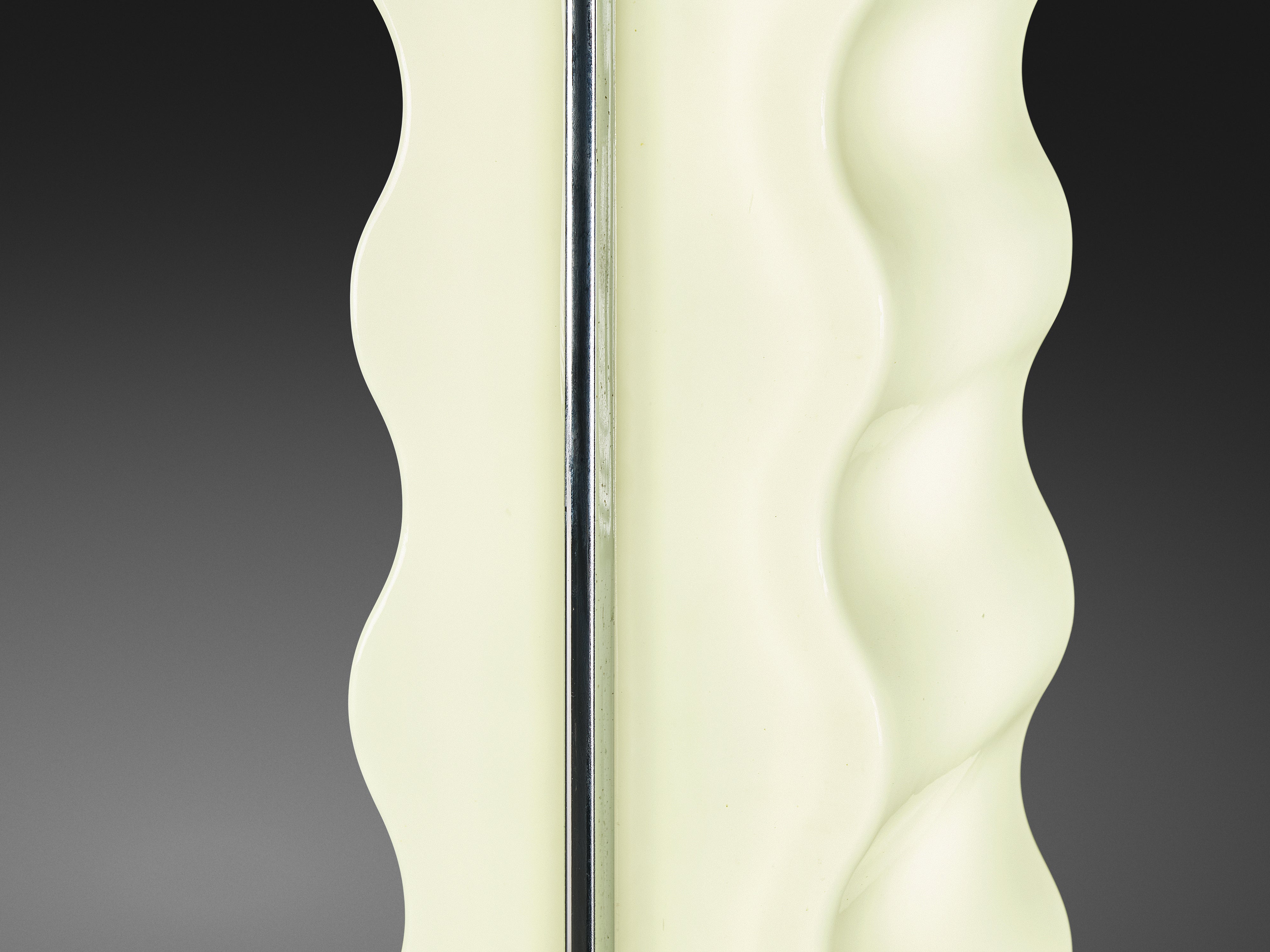 Ettore Sottsass for Design Centre/Poltronova 'Cometa' Floor Lamp in Perspex Lighting Morentz