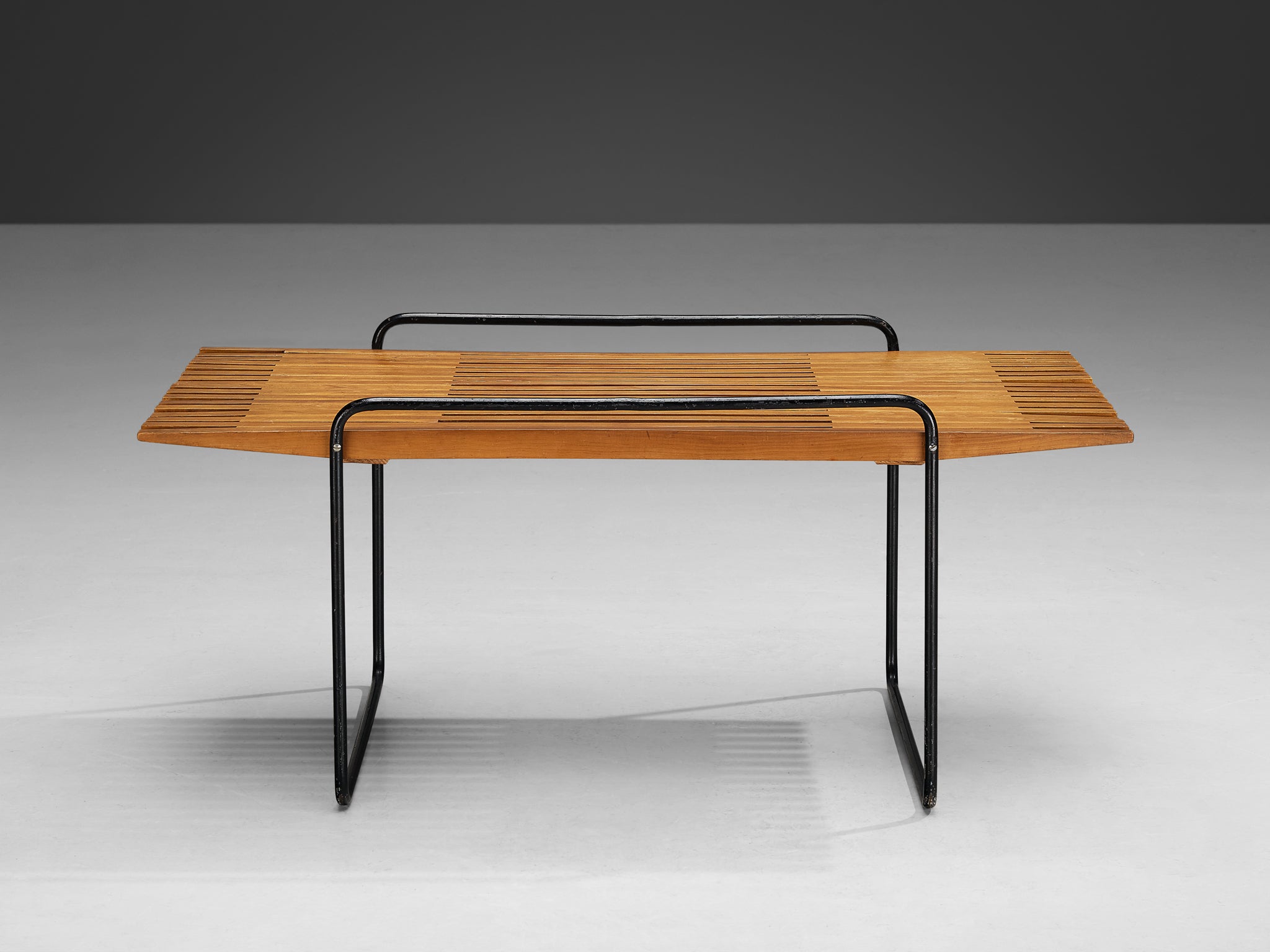 Taichiro Nakay for La Permanente Mobili Cantù Coffee Table in Cherry Tables Morentz