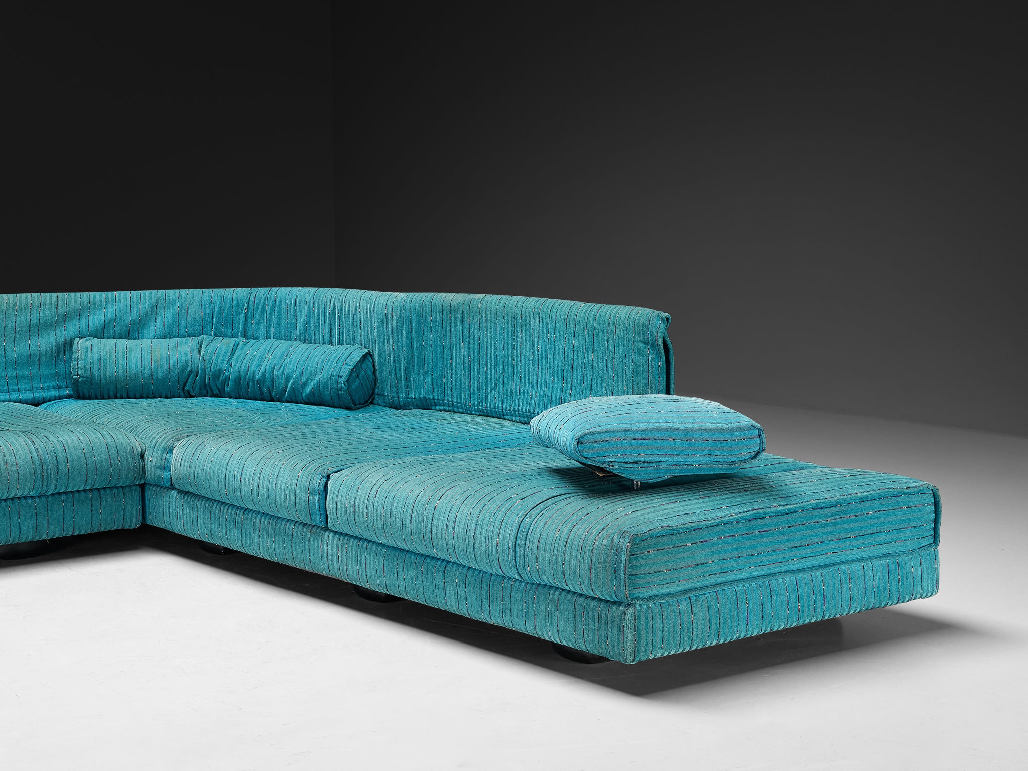 Mauro Lipparini for Saporiti 'Avedon' Curved Sofa in Turquoise Upholst
