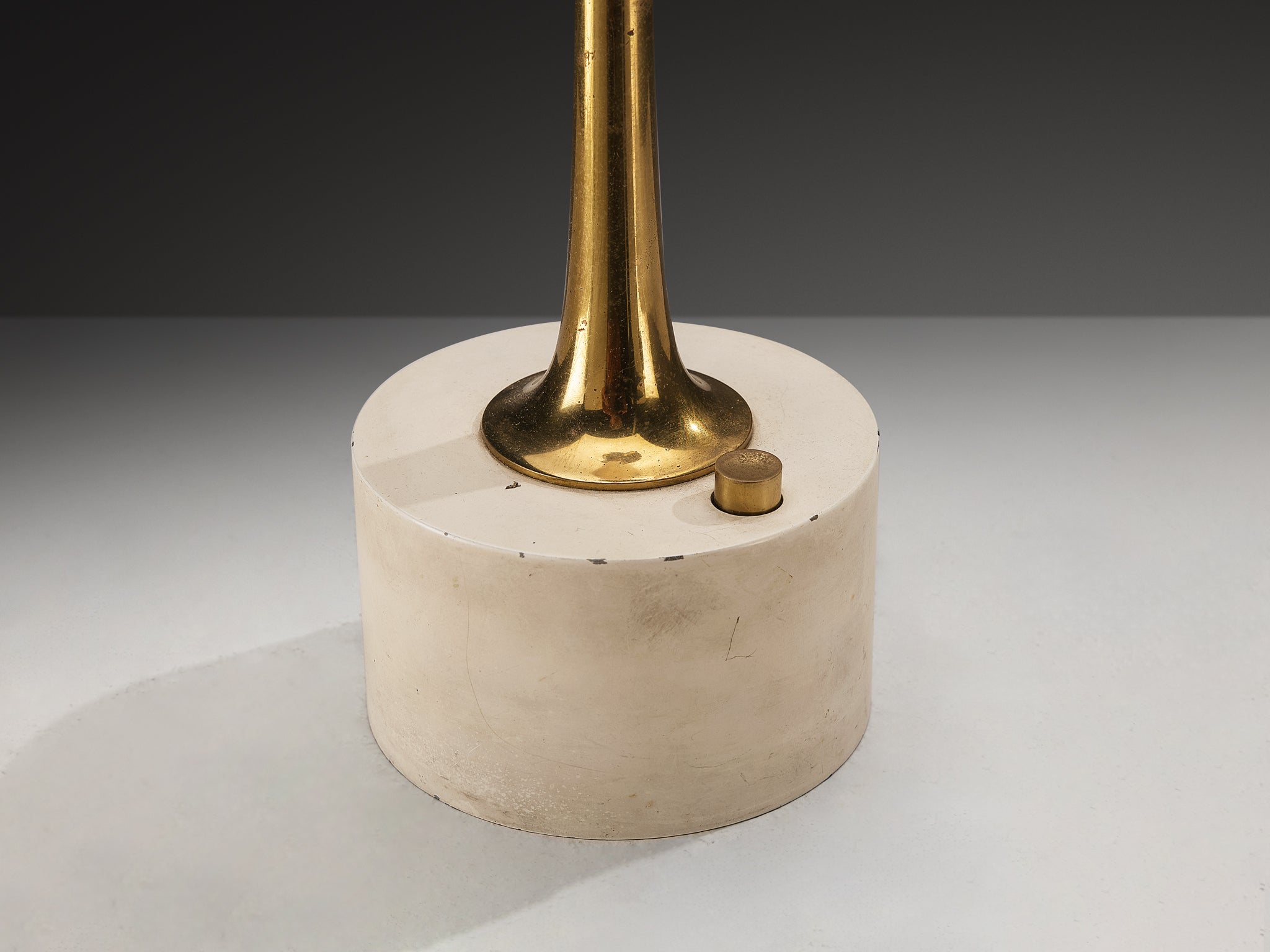 Angelo Lelii for Arredoluce ‘Cobra’ Table Lamps in Brass Lighting Morentz