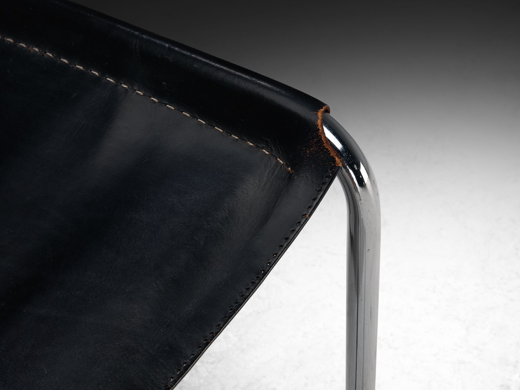 Ottoman in Black Saddle Leather and Chromed Metal Seating Morentz