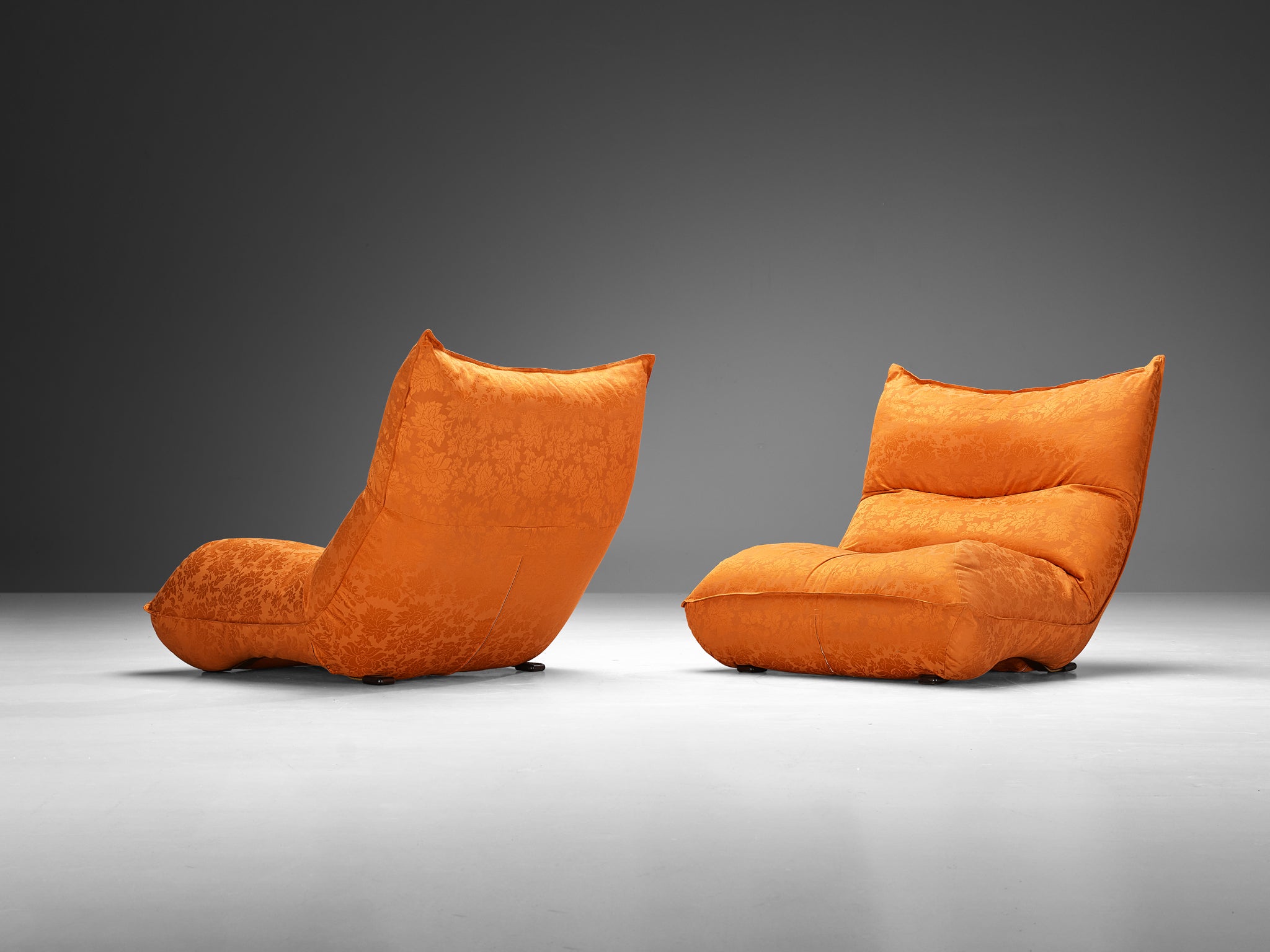 Vittorio Varo for Plan 'Zinzolo' Lounge Chairs in Orange Upholstery seating Morentz