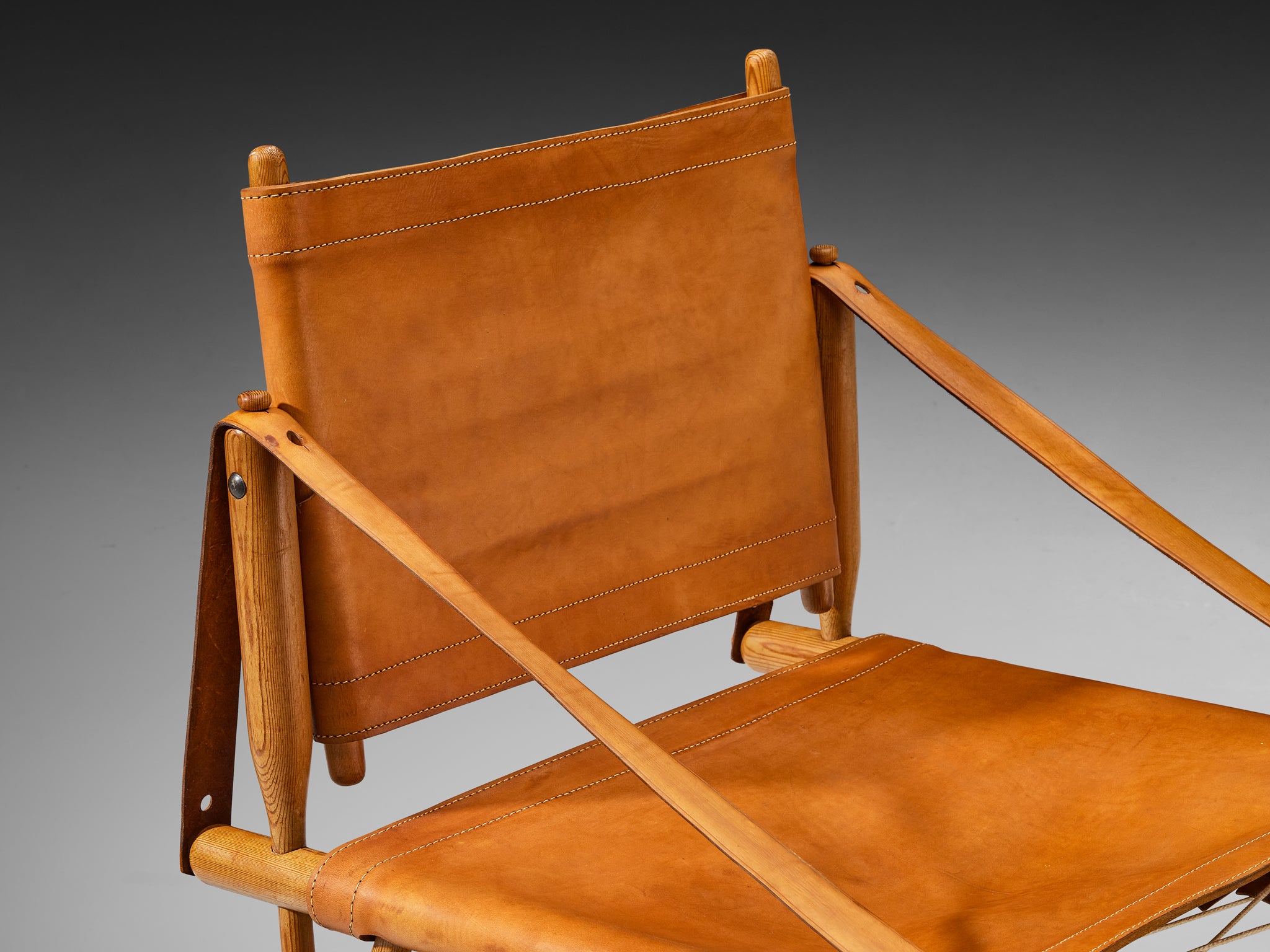 Rare Ilmari Tapiovaara for Lukkiseppo 'Chaco' Lounge Chairs in Cognac Leather and Pine Seating Morentz