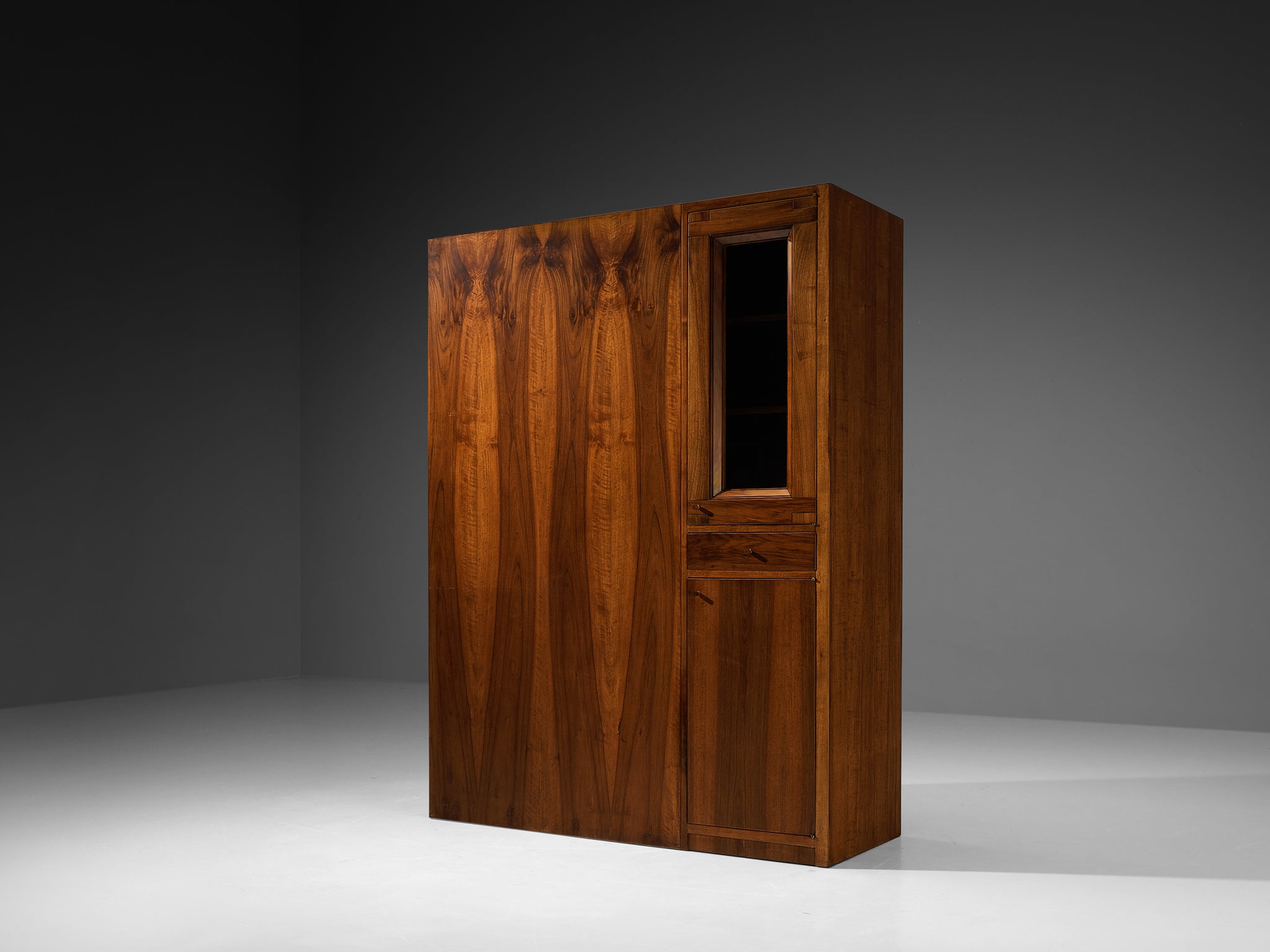 Giuseppe Rivadossi for Officina Rivadossi Bedroom Divider Wardrobe Walnut Case pieces and storage cabinets Morentz