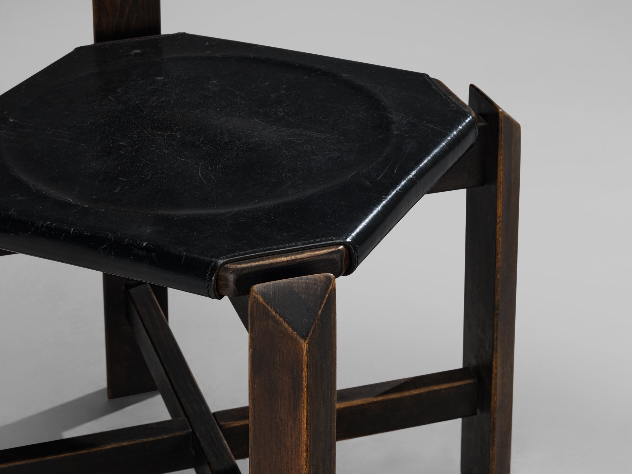 1970s Sturdy Dining Chair in Black Leather & Wood with Architectural Design seating Morentz