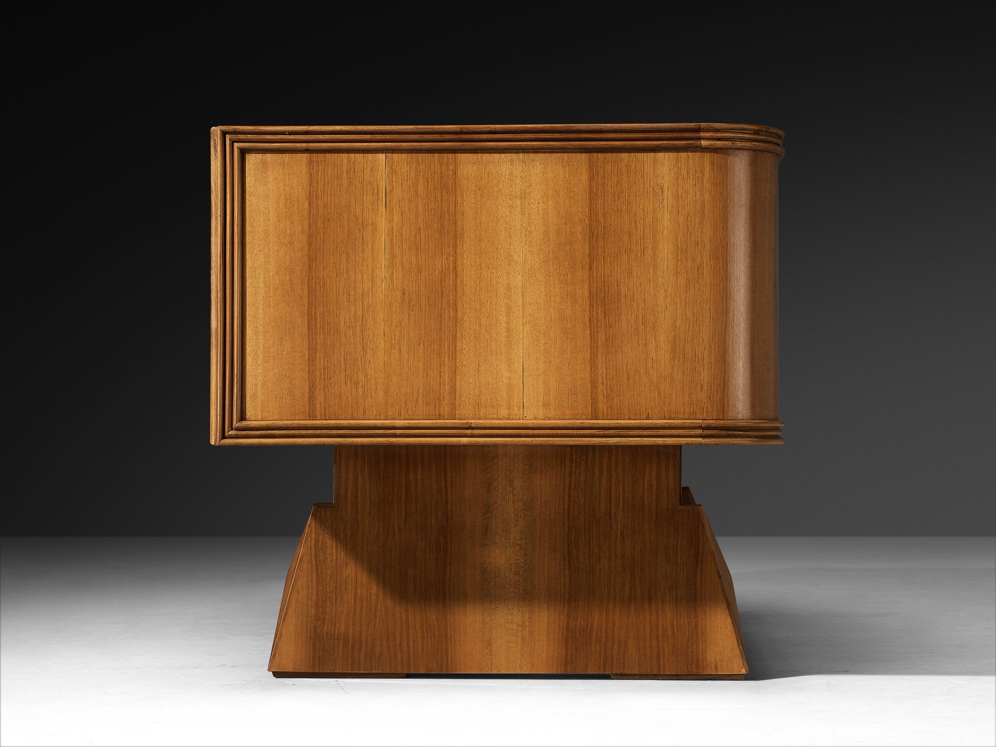 1950s Mid-Century Modern Italian Desk in Walnut and Brass Tables Morentz