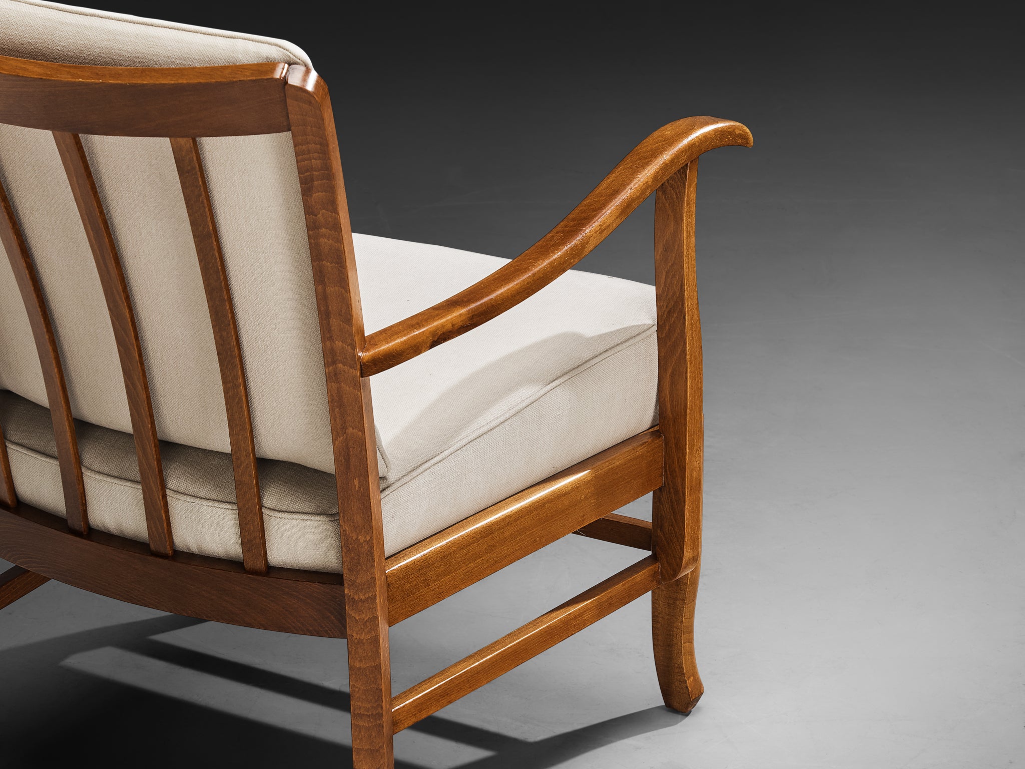 Armchair in Solid Wood and Neutral Cushions Seating Morentz