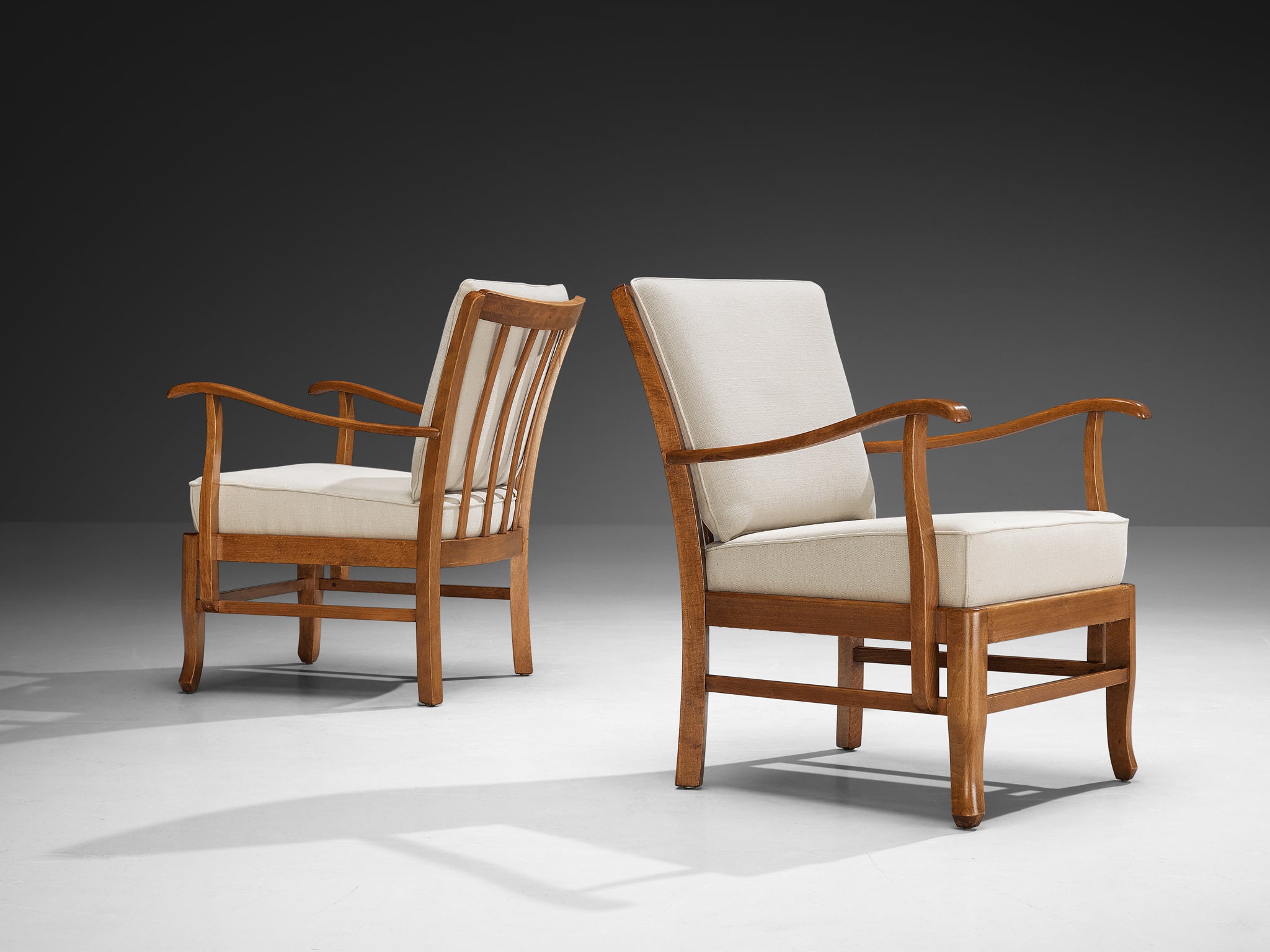 Armchairs in Solid Wood and Neutral Cushions Seating Morentz