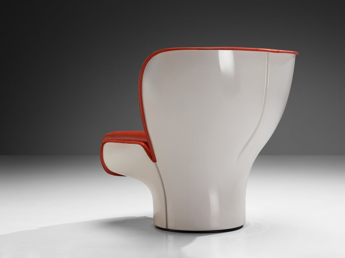Joe Colombo for Comfort 'Elda' Lounge Chair in Red Leather and Fiberglass Seating Morentz