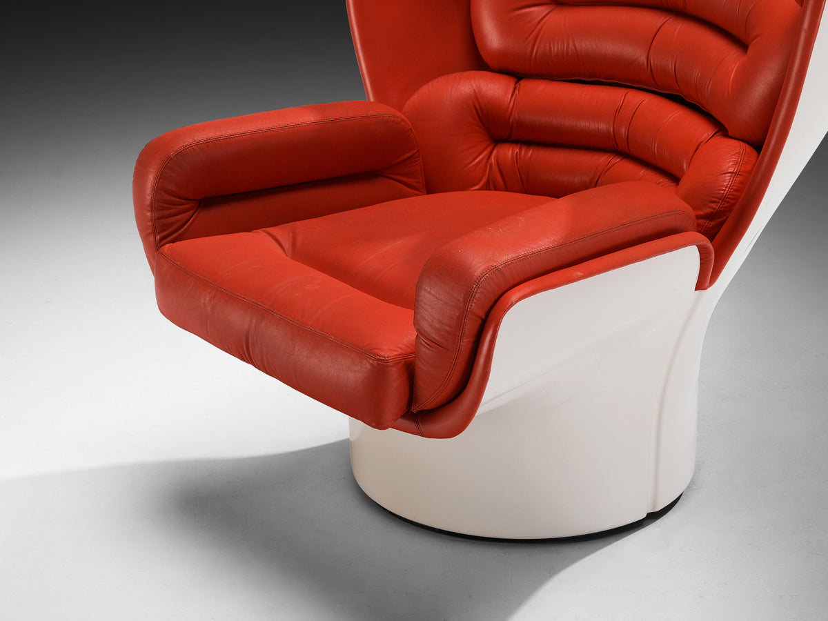 Joe Colombo for Comfort 'Elda' Lounge Chair in Red Leather and Fiberglass Seating Morentz