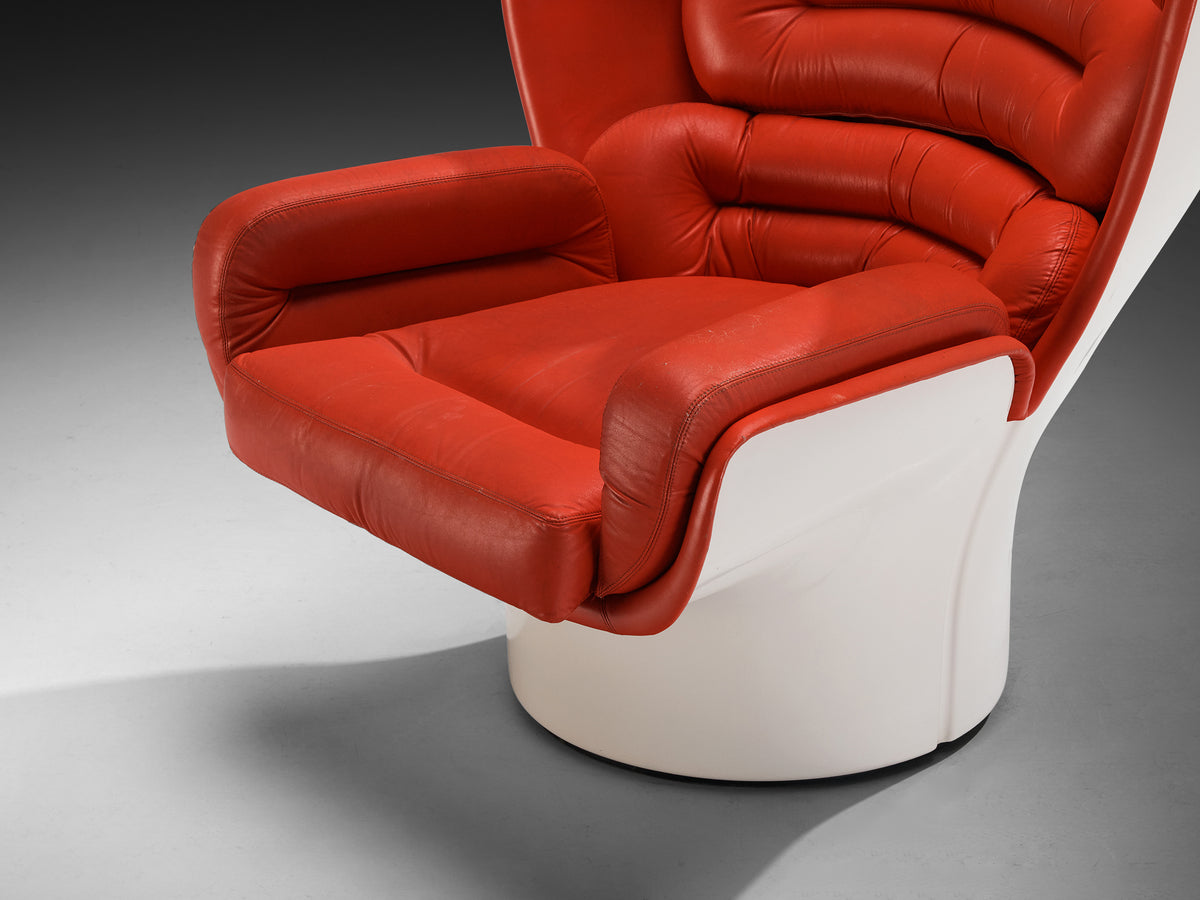 Joe Colombo for Comfort 'Elda' Lounge Chairs in Red Leather and Fiberglass Seating Morentz