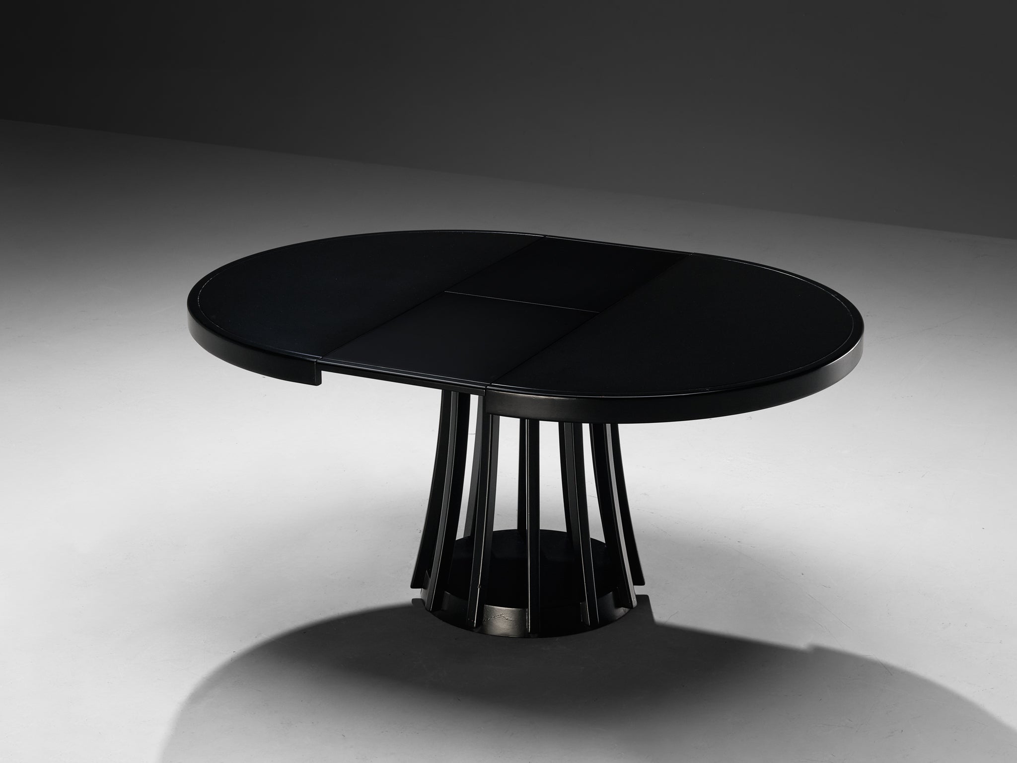 Angelo Mangiarotti for La Sorgente del Mobile 'Programma S11' Extendable Round Dining Table