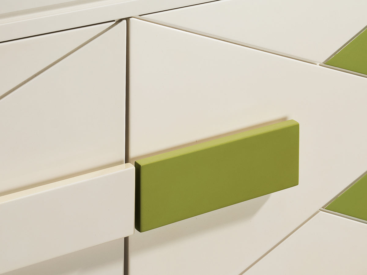 Rare Emiel Veranneman Cabinet in Off-White and Green Lacquered Wood Case pieces and storage cabinets Morentz