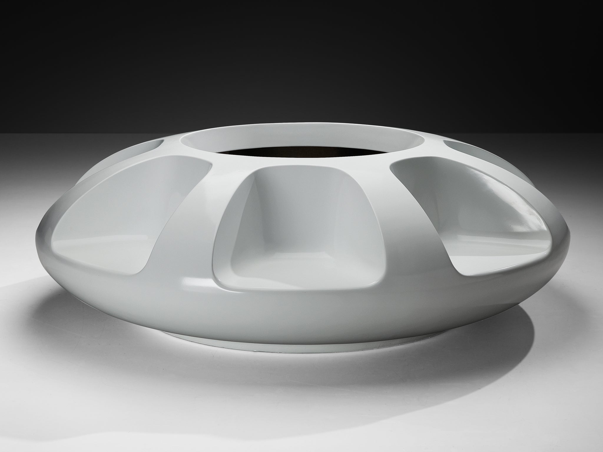 Elsie Crawford for Sintoform 'Carousel' Planter Sofa Bench in Fiberglass Seating Morentz