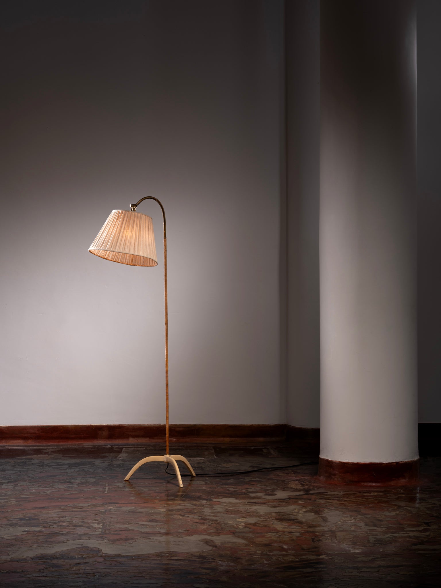Paavo Tynell for Taito Oy ‘9609’ Floor Lamp in Brass and Cane