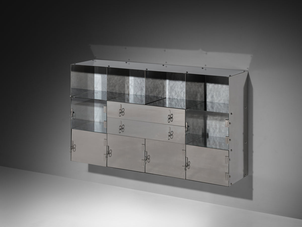Vittorio Introini for Saporiti Mirrored Sideboard Polished Aluminum Glass Case pieces and storage cabinets Morentz