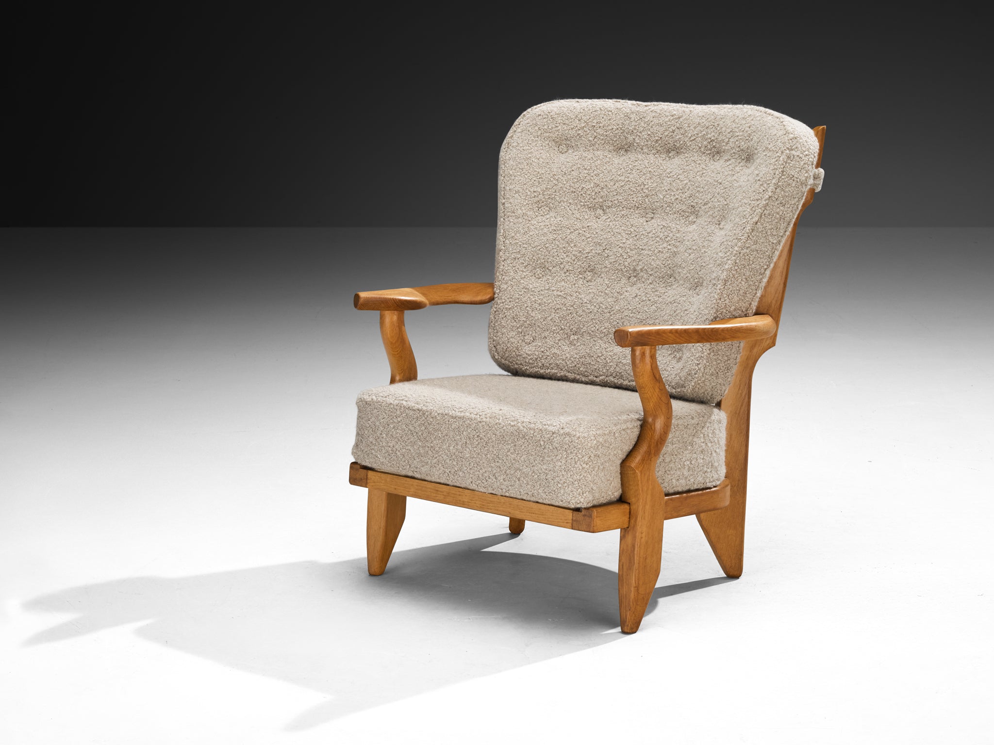 Guillerme & Chambron 'Petit Repos' Lounge Chair in Solid Oak and Bouclé Seating Morentz