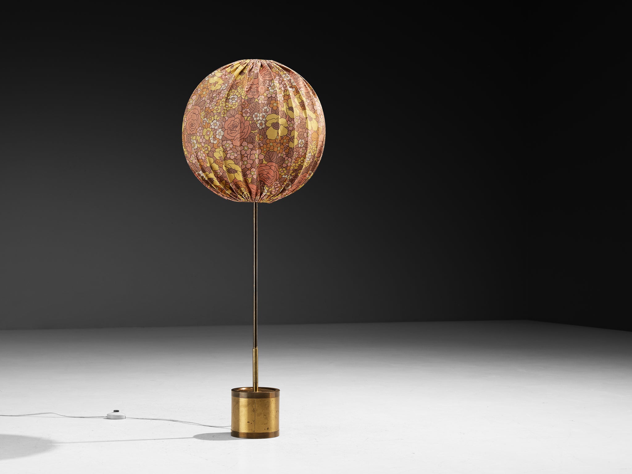 Hans-Agne Jakobsson 'Balloon' Floor Lamp in Brass
