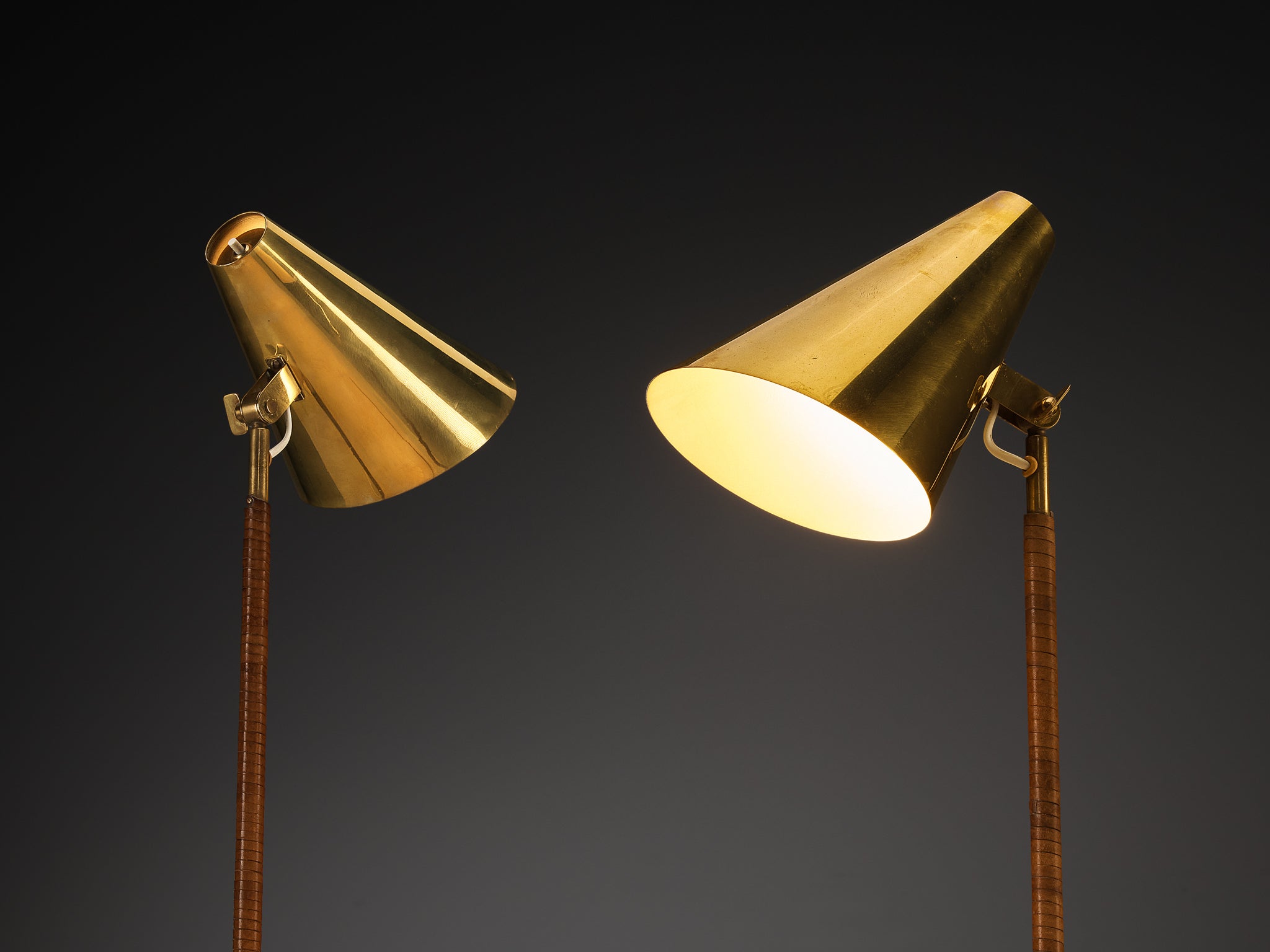 Paavo Tynell for Taito Oy '9225' Table Lamps in Brass and Leather Lighting Morentz