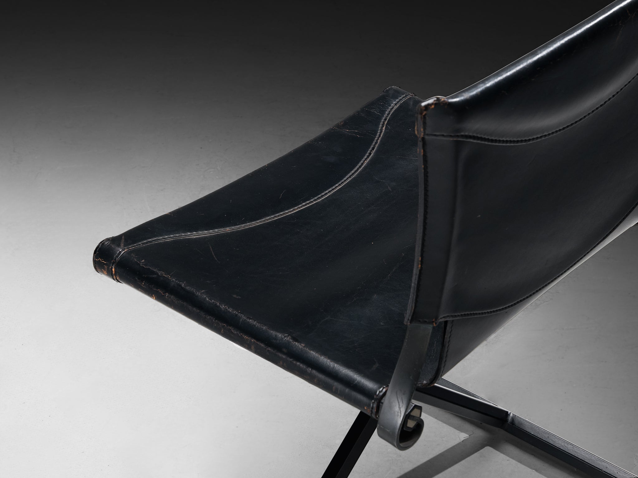Afra & Tobia Scarpa for Goppion 'Bisante S1' Chair in Black Leather and Steel Seating Morentz