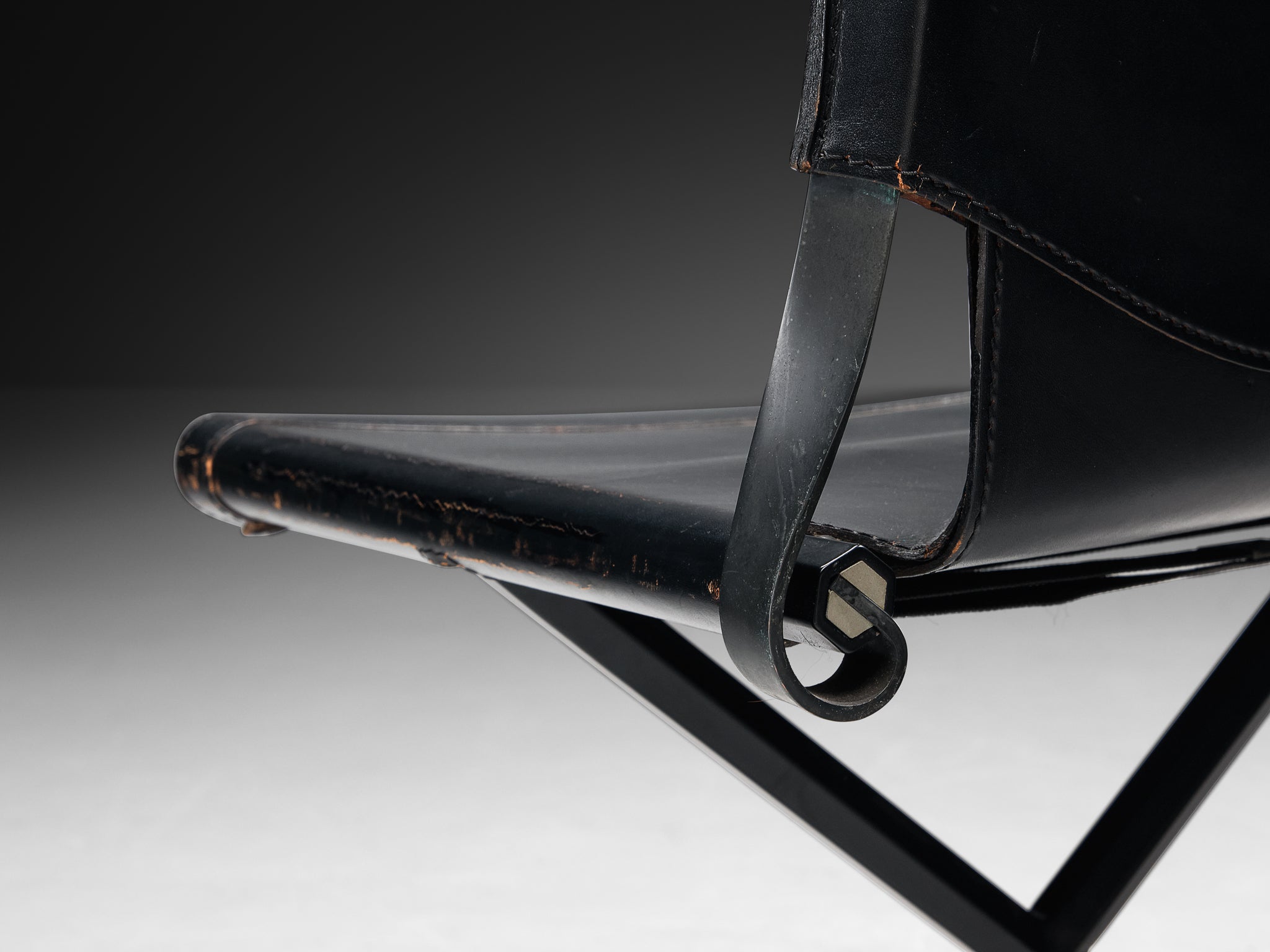 Afra & Tobia Scarpa for Goppion 'Bisante S1' Chair in Black Leather and Steel Seating Morentz