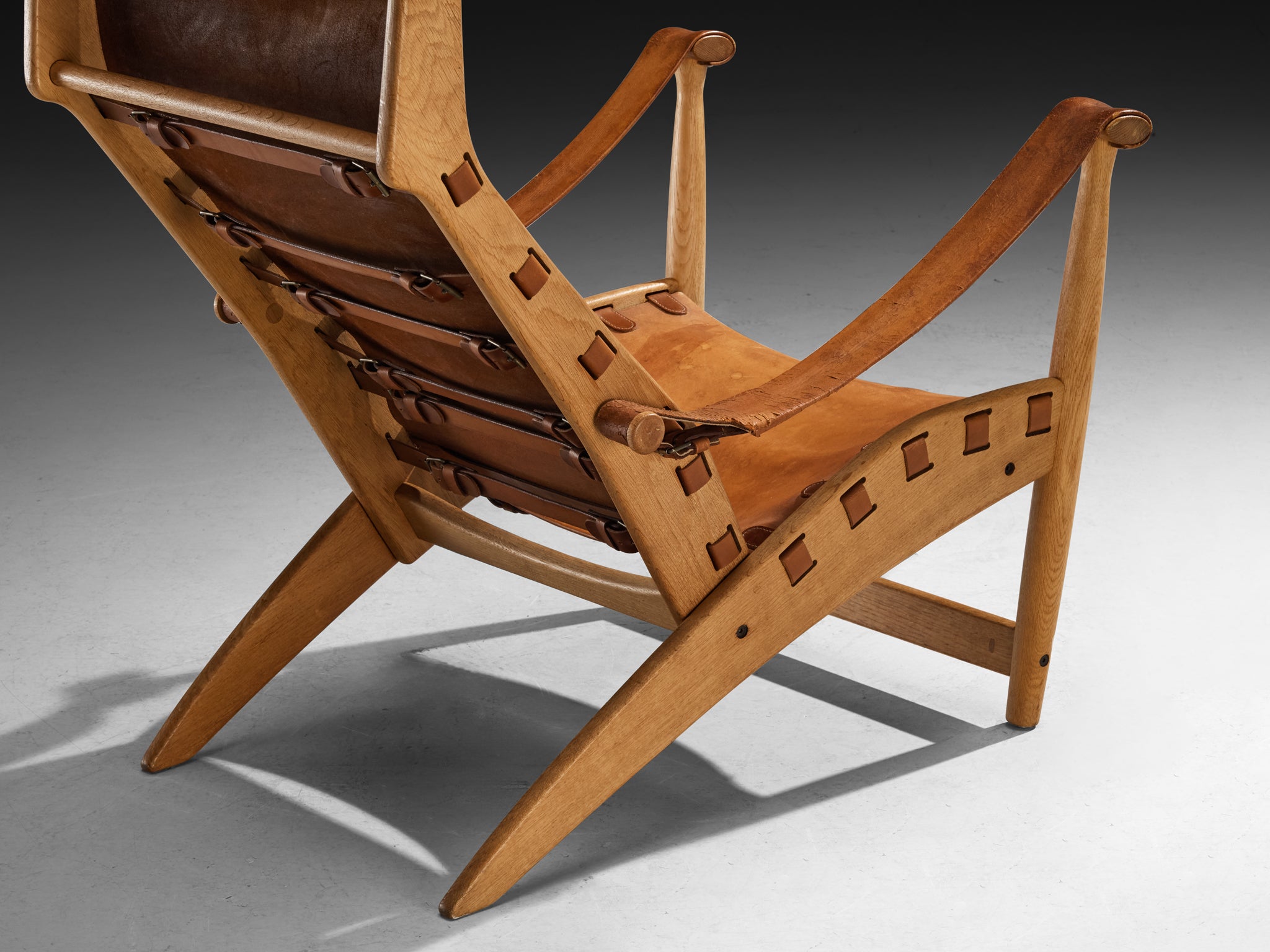 Mogens Voltelen for Niels Vodder 'Copenhagen II' Lounge Chair in Oak and Leather Seating Morentz