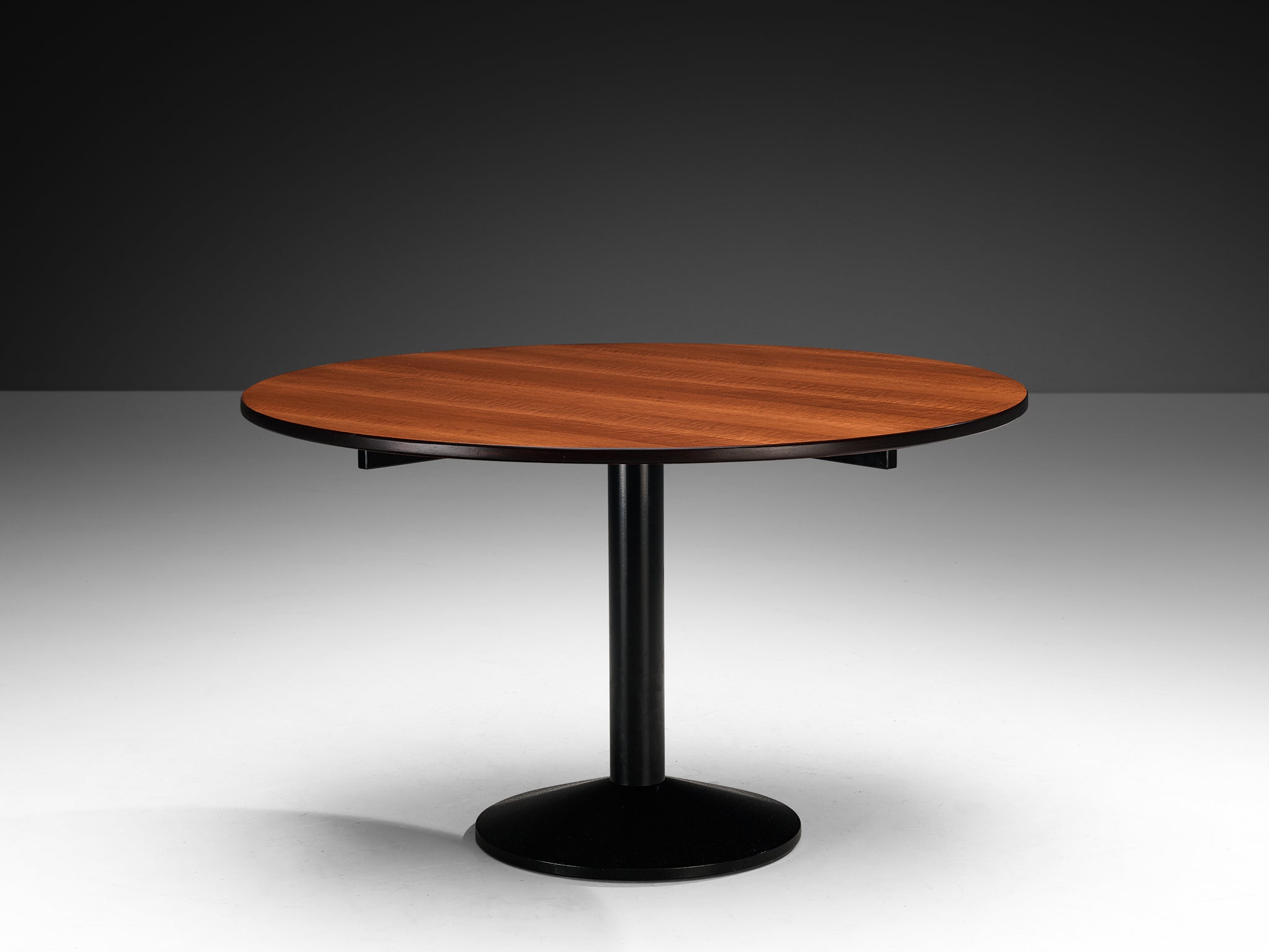 Franco Albini and Franca Helg for Poggi 'TL30' Round Table in Walnut and Black Steel Tables Morentz